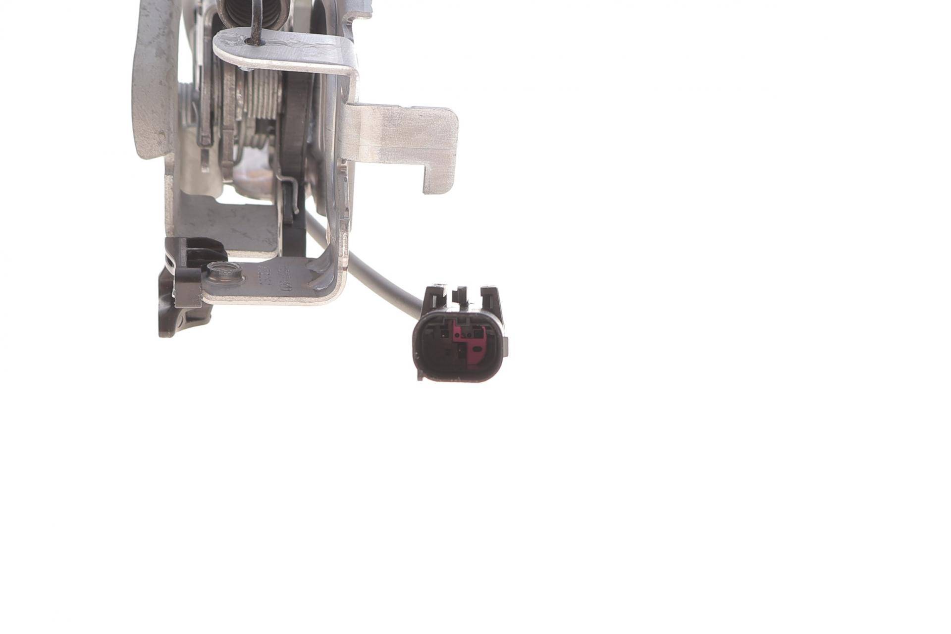 Замок капоту BMW 3 (G20/G80/G21) 18- (L)