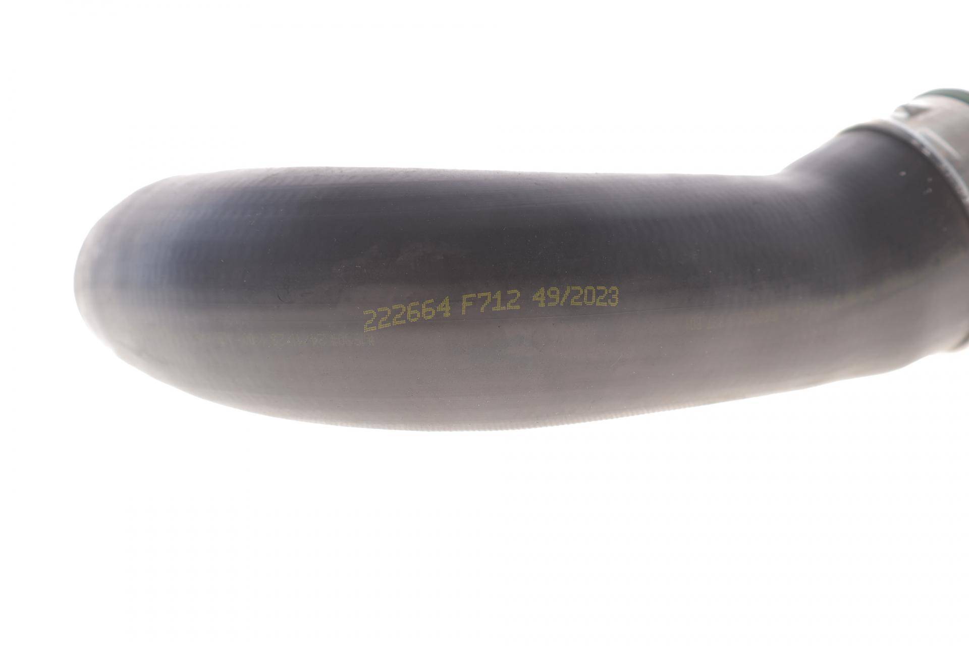 Патрубок інтеркулера (R) MB Vito (W639) 03-