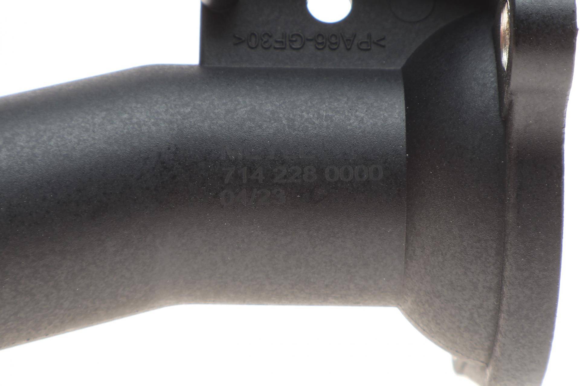 Фланець системи охолодження Ford Fiesta V/Focus C-Max/Focus II/Fusion/Mondeo IV 1.25-1.6LPG 01-15