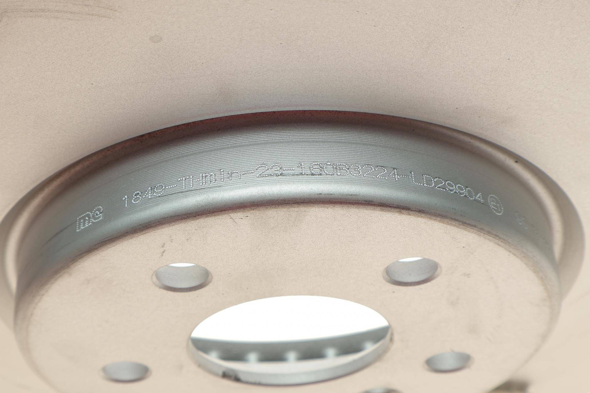 Диск гальмівний (передній) Opel Astra K 15- (300x26) R16