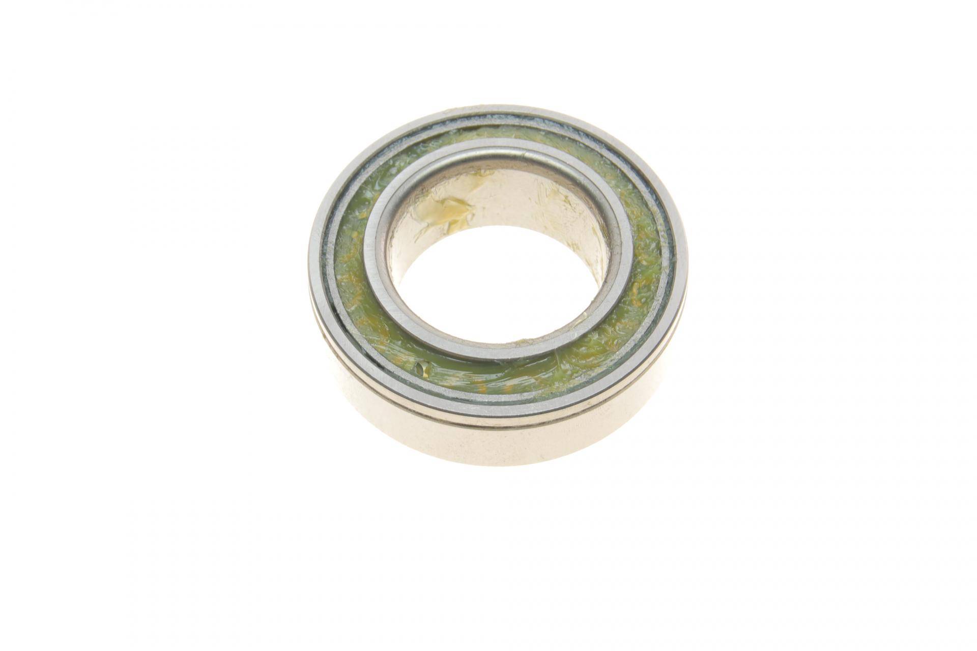 Підшипник маточини (задньої) Nissan NP300 Navara 2.5/3.0 dCi 07- (к-кт)