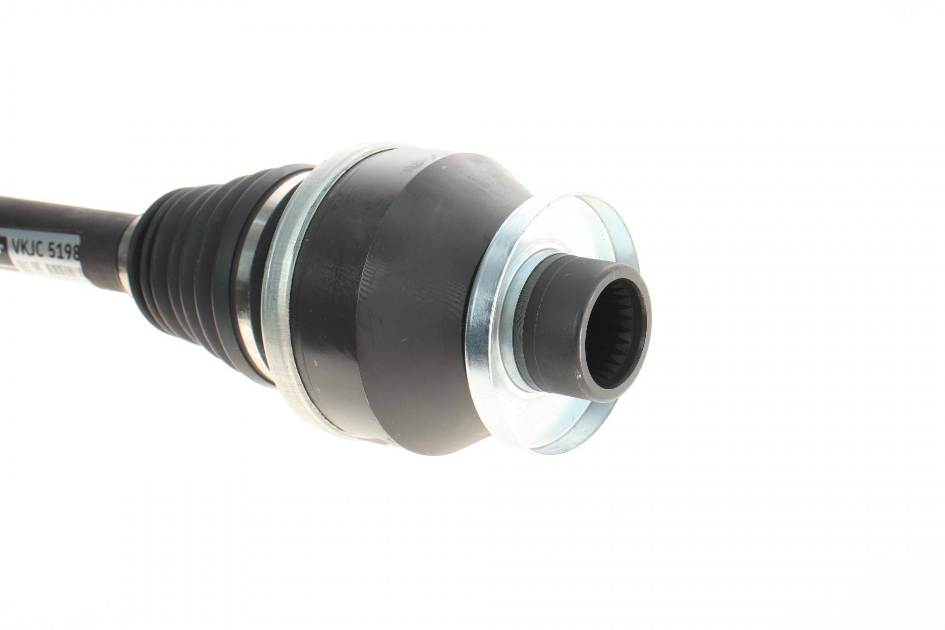 Піввісь (передня) VW T5 1.9TDI-2.5TDI 03- (L) (38x26x613)