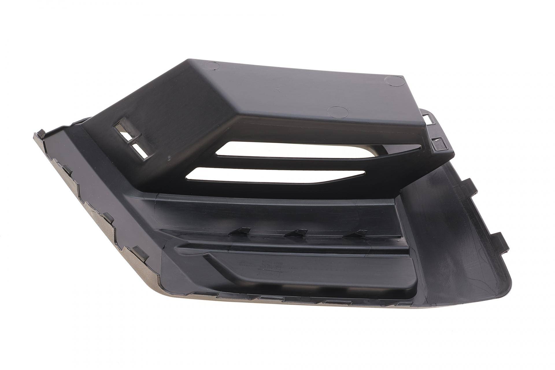 Вставка бампера (без протитуманку) VW Crafter 17- (R)