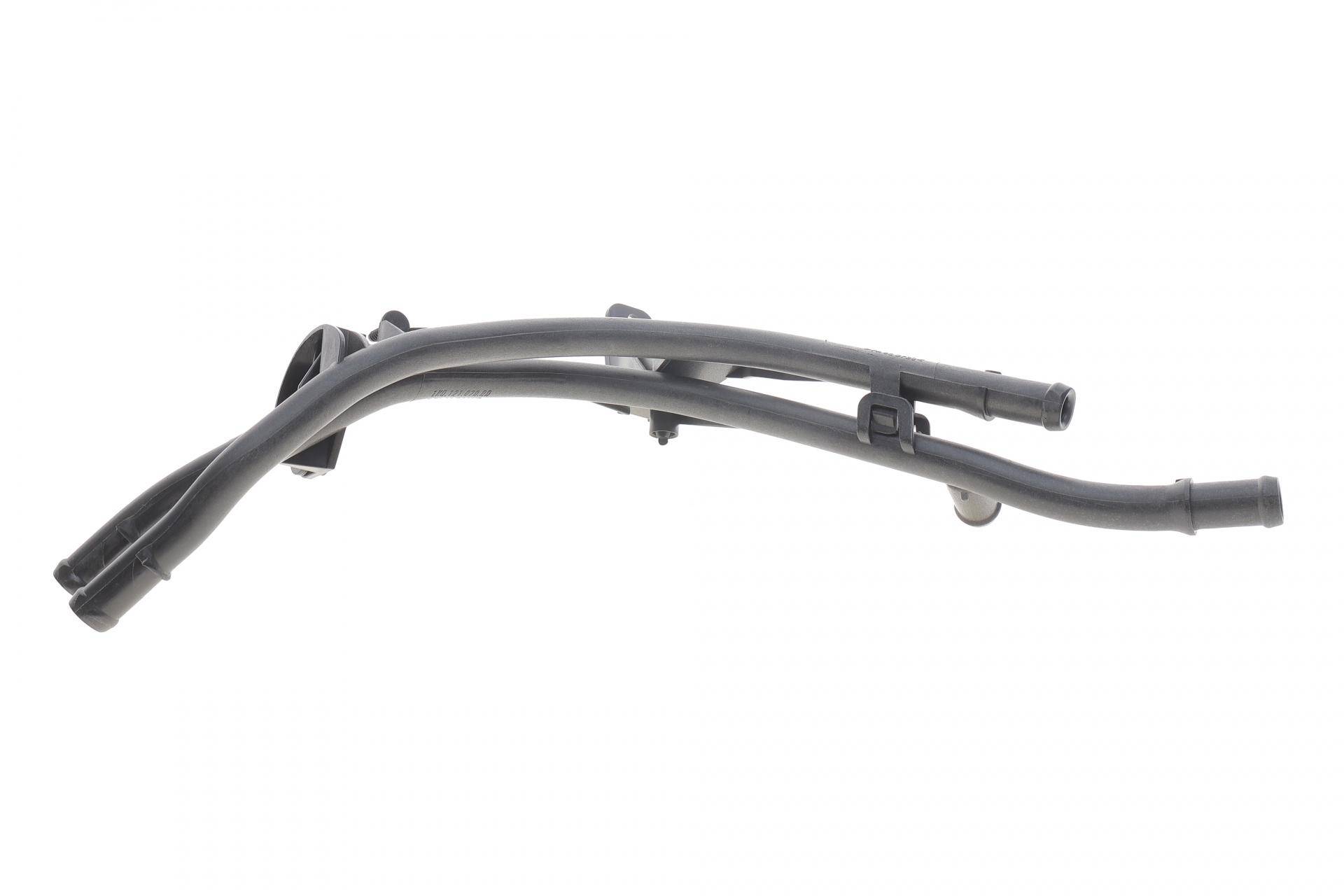 Патрубок системи охолодження VW Sharan/Tiguan 2.0 TFSI 10-18