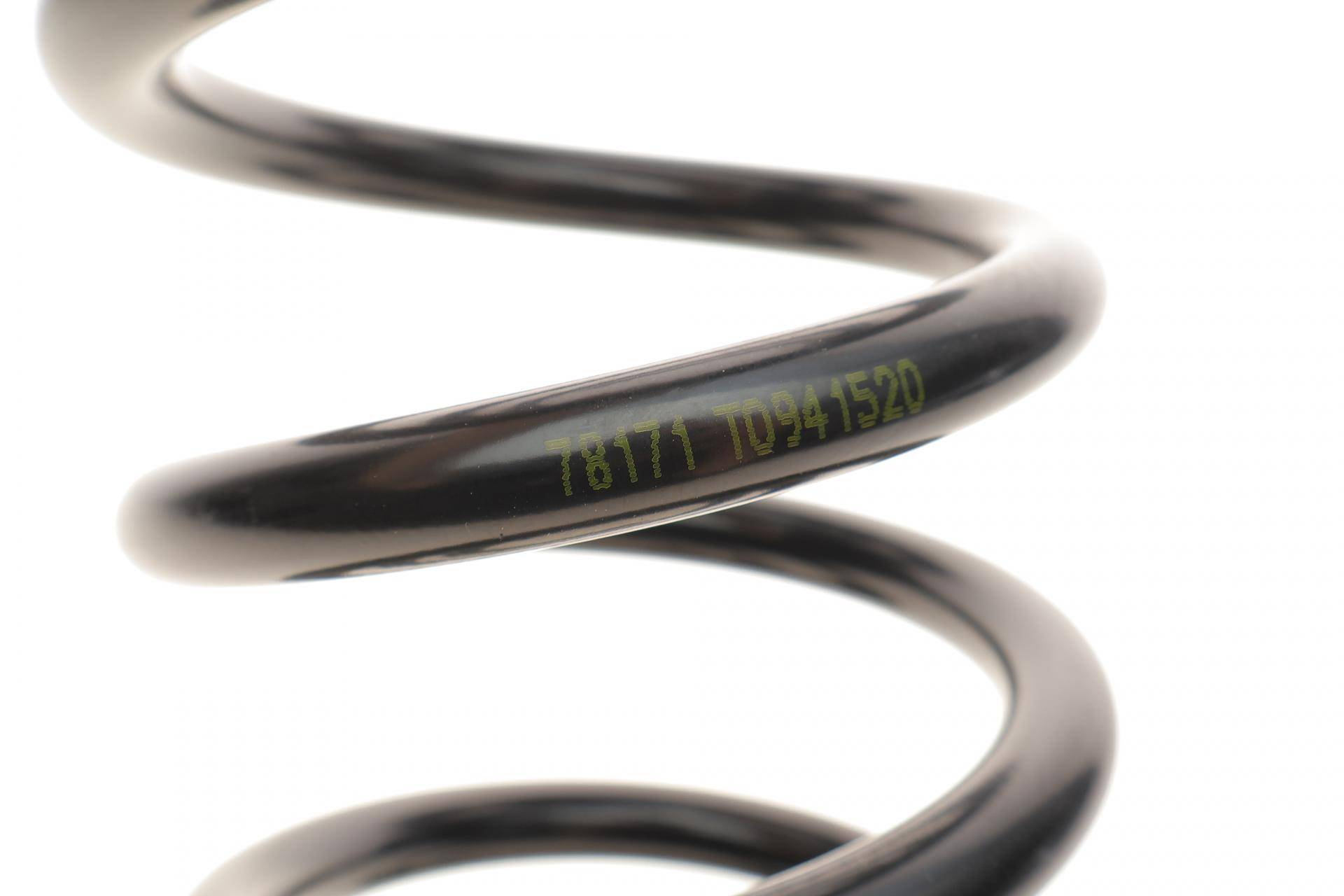 Пружина (задня) Volvo XC70 2.4-2.5T 00-07 (унiв.) (без с-ми рег.дор.прос.) (крім:Four-C) (HD)