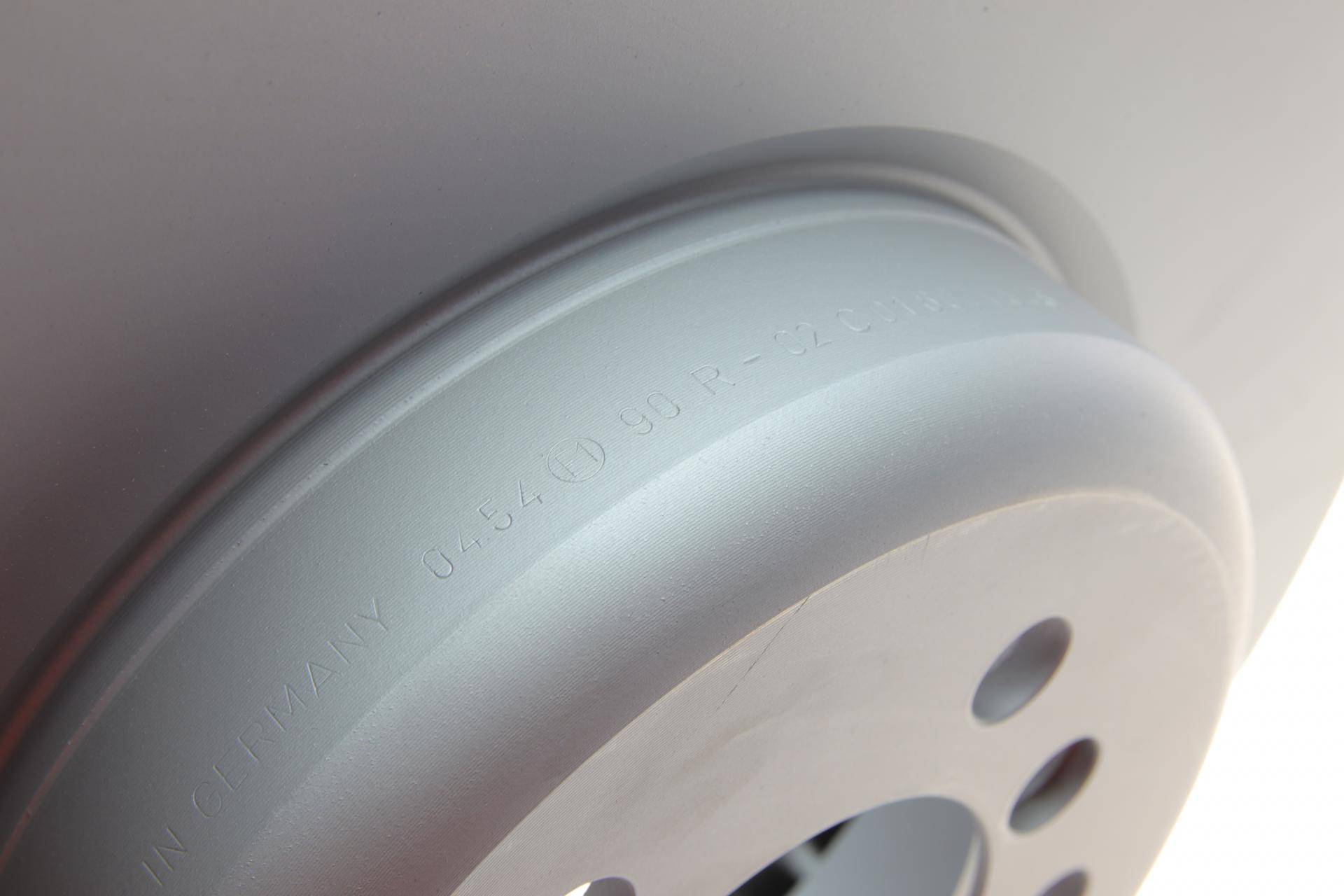 Диск гальмівний (передній) BMW 3 (F30/F80)/4 (F32/F82) 11-18 (370x30)