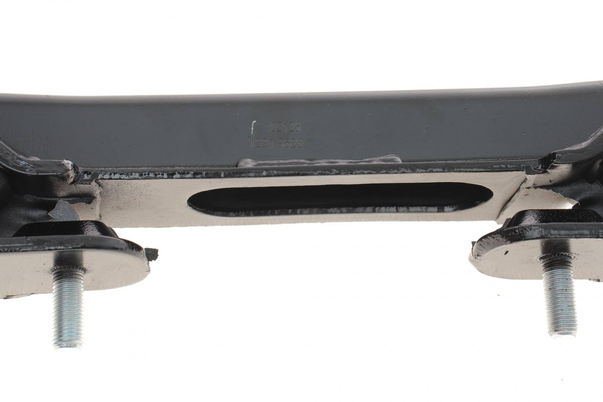 Подушка двигуна (задня) Mitsubishi Pajero 00-