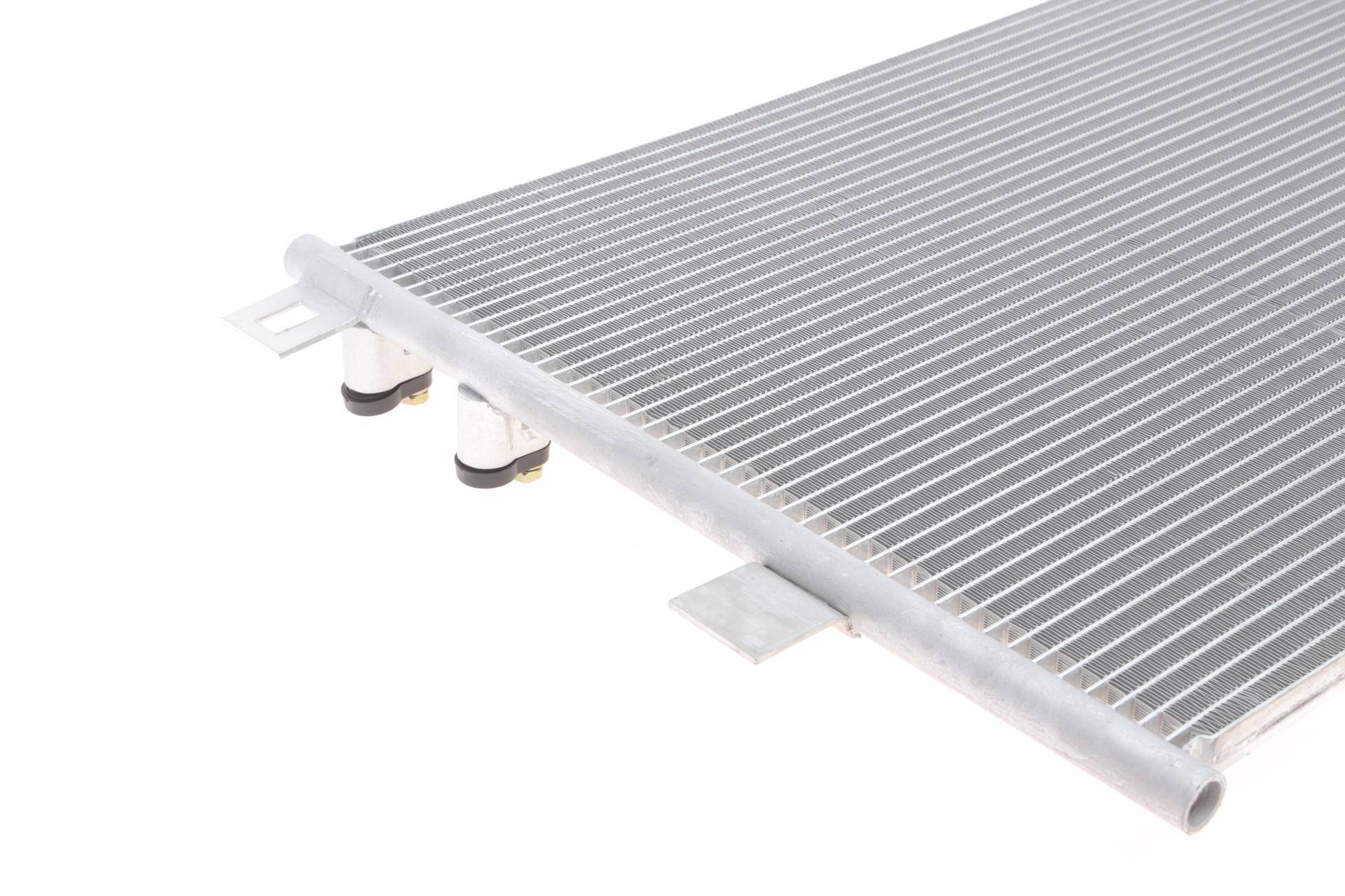 Радіатор кондиціонера (з осушувачем) VW Amarok 2.0TSI/2.0TDI/3.0TDI 10-