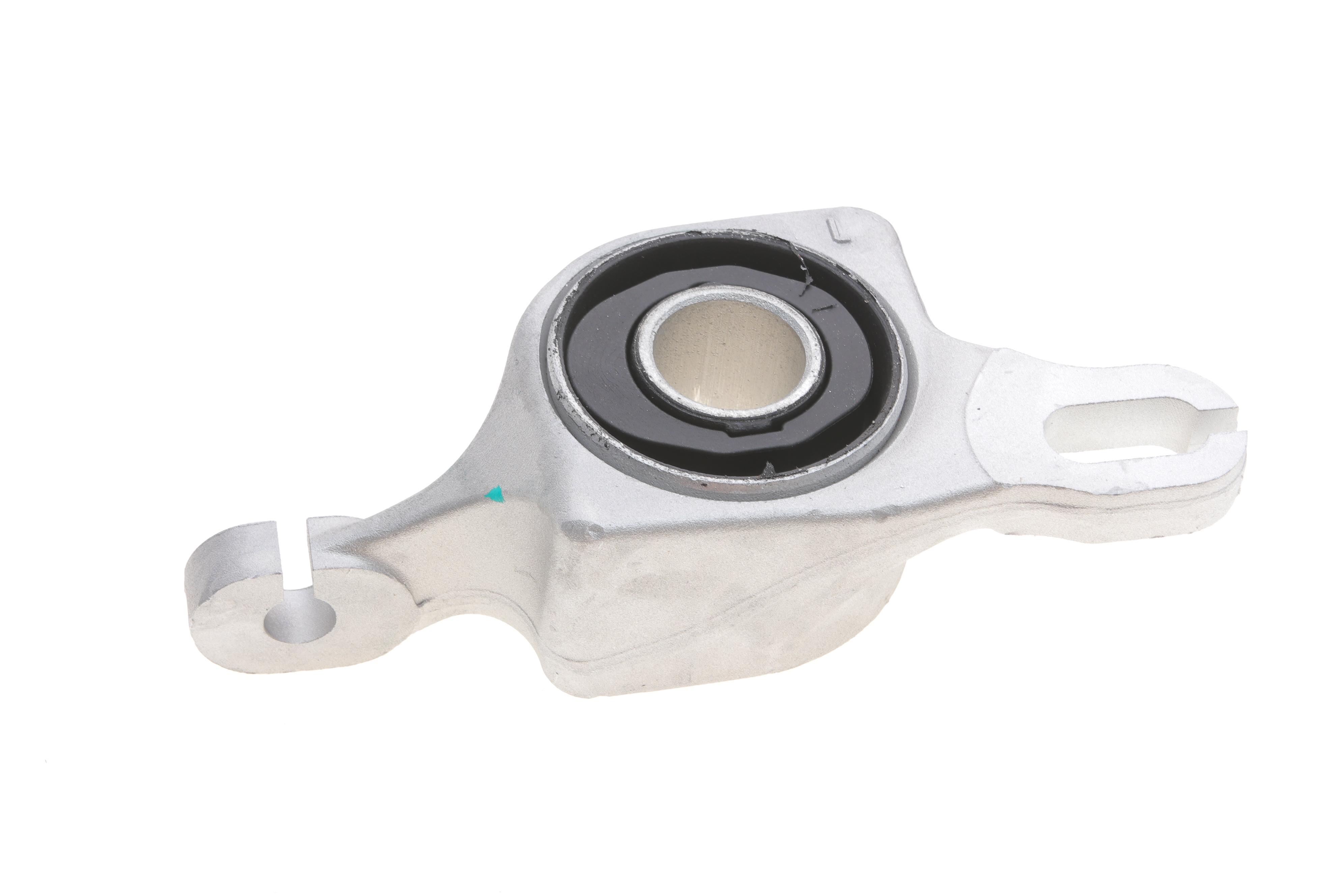 Сайлентблок важеля (переднього) MB GL-class (X164)/ M-class (W164) 05- (L)