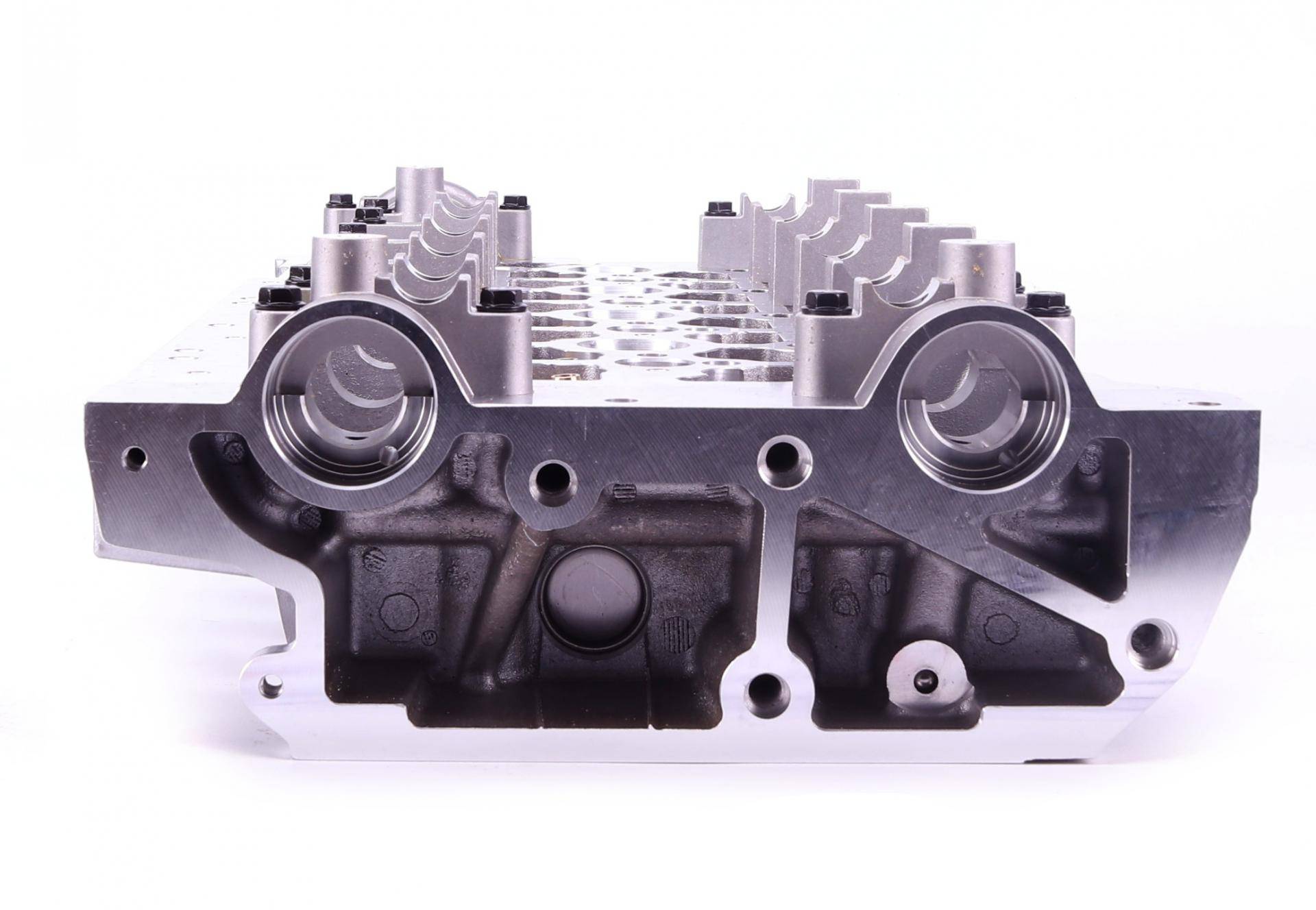 Головка блоку циліндрів Renault Master/Trafic 2.5dCi 06-