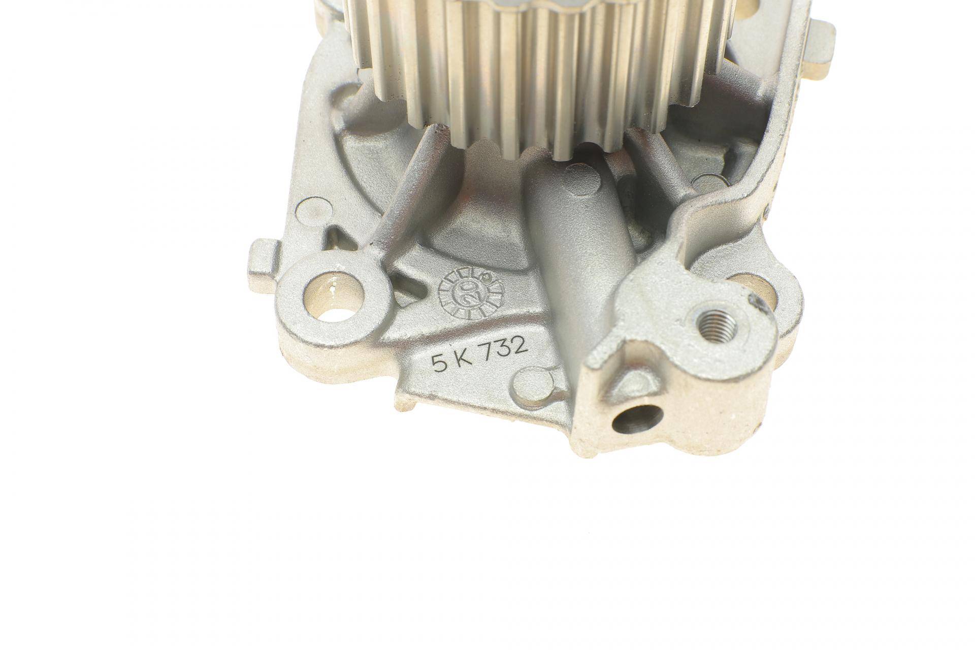 Помпа води Mitsubishi Colt/Lancer 1.6/16V 96-03/Pajero 1.8GDI 98-00/Pinin 2.0 99- (z=24)