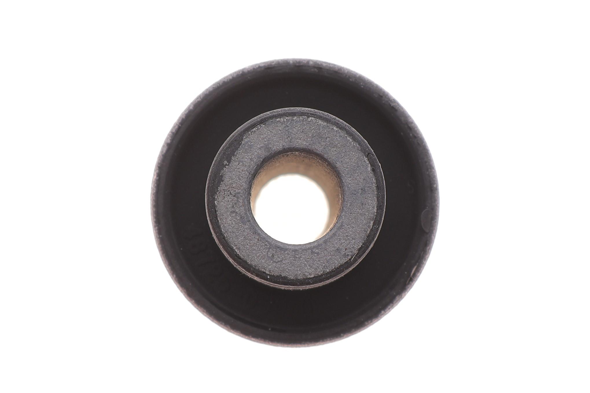 Сайлентблок важеля (заднього/знизу/ззаду) Toyota Avensis 1.6-2.4i 03-08