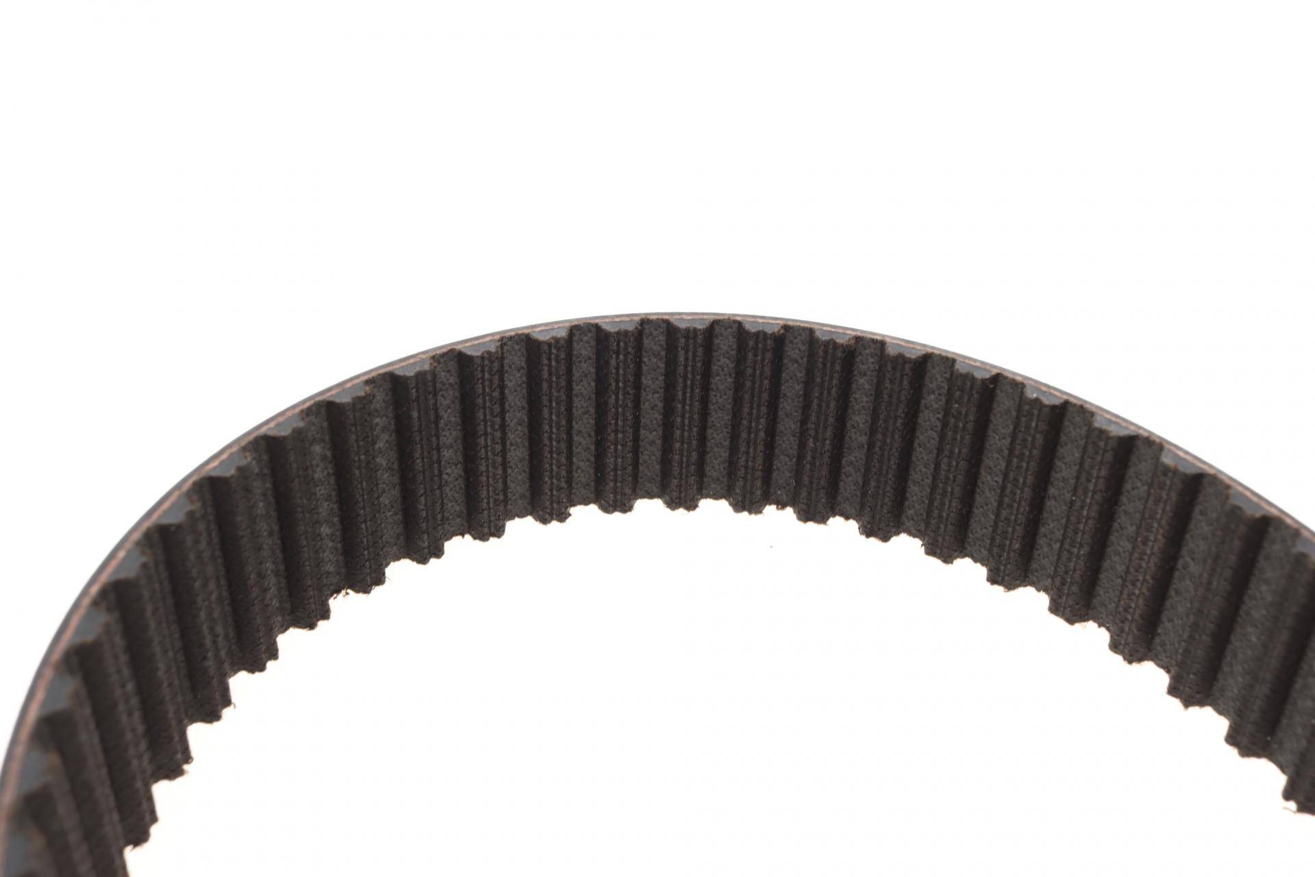 Комплект ГРМ + помпа Audi A4/A6/A8/VW Passat 2.5TDI 97-05 (87x24/207x30)(помпа P562)