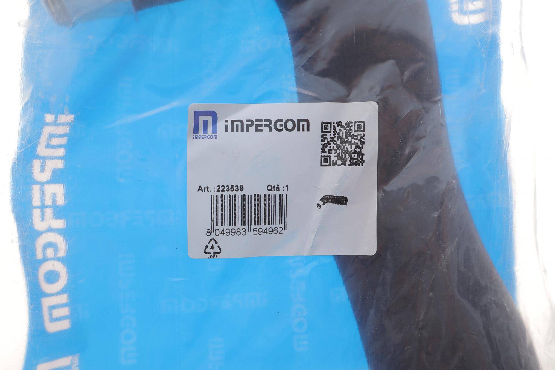 Патрубок інтеркулера VW Golf V/Passat 2.0TDI 05-