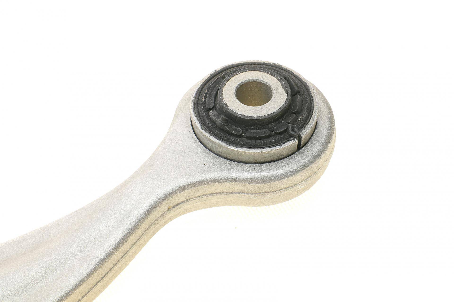 Важіль підвіски (задній/знизу/спереду) (R) Audi A4 B8/A5/A6 C7/A7/A8/Q5 07-18