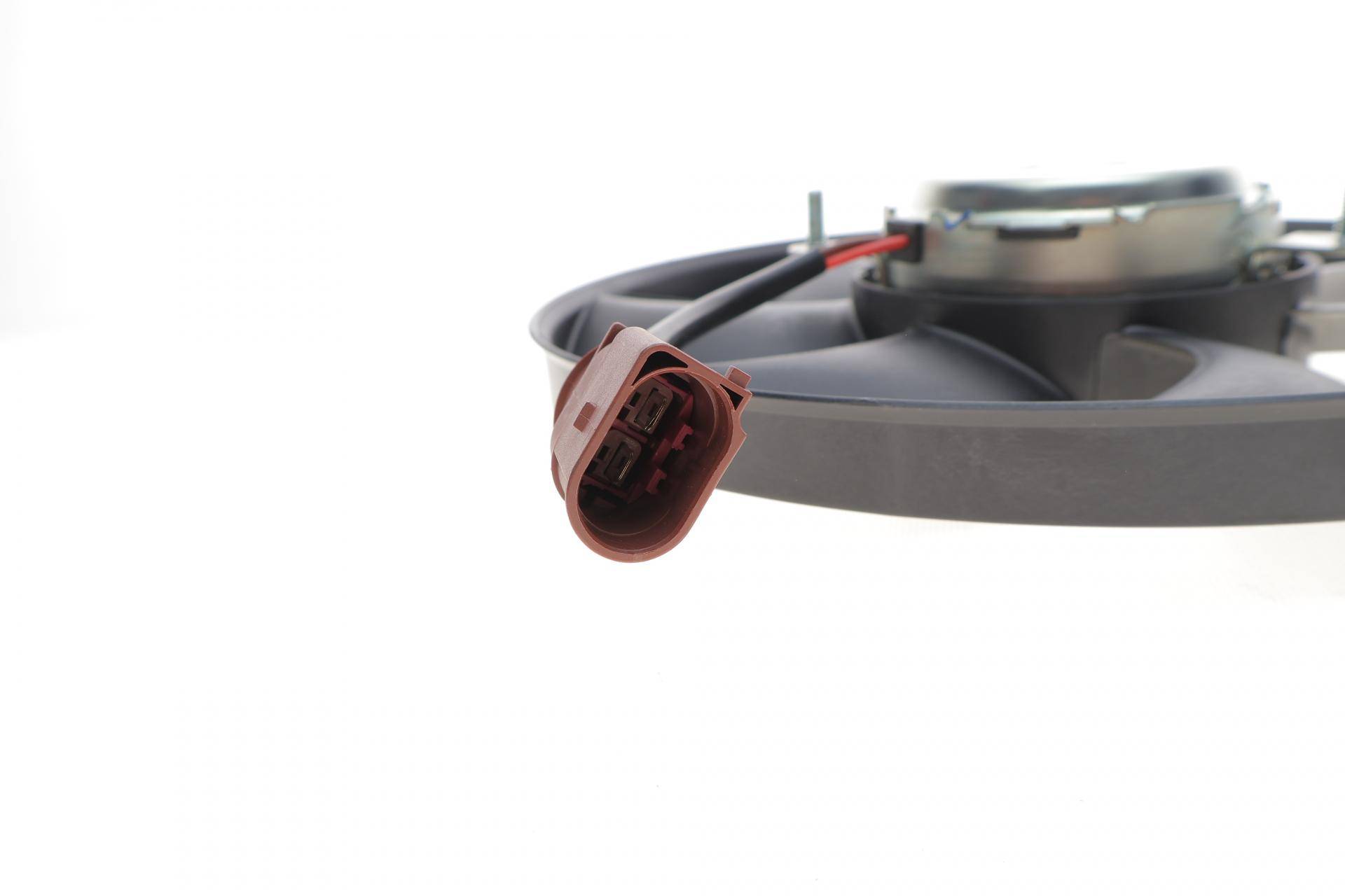 Вентилятори радіатора (електричні) VW Caddy/Audi A1/A3/Skoda Octavia/Superb 1.2-3.6 03-