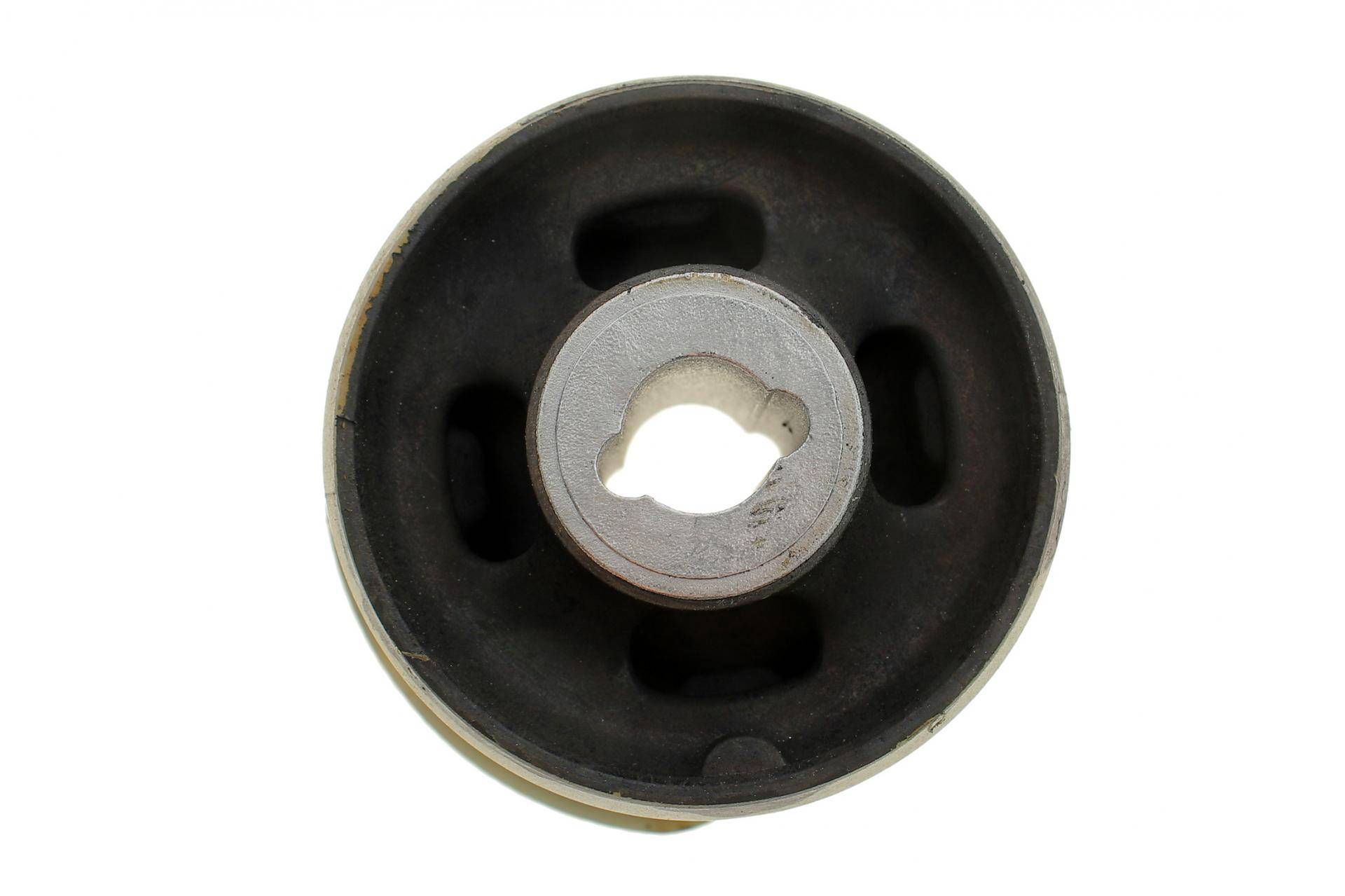 Сайлентблок балки (задньої) BMW 3 (G20/G80/G28)/4 (G22/G82) 18-