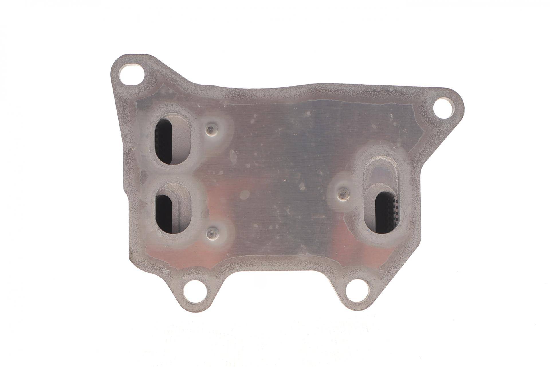 Радіатор масляний VW Golf/Passat/Polo/Touran 2.0 13-