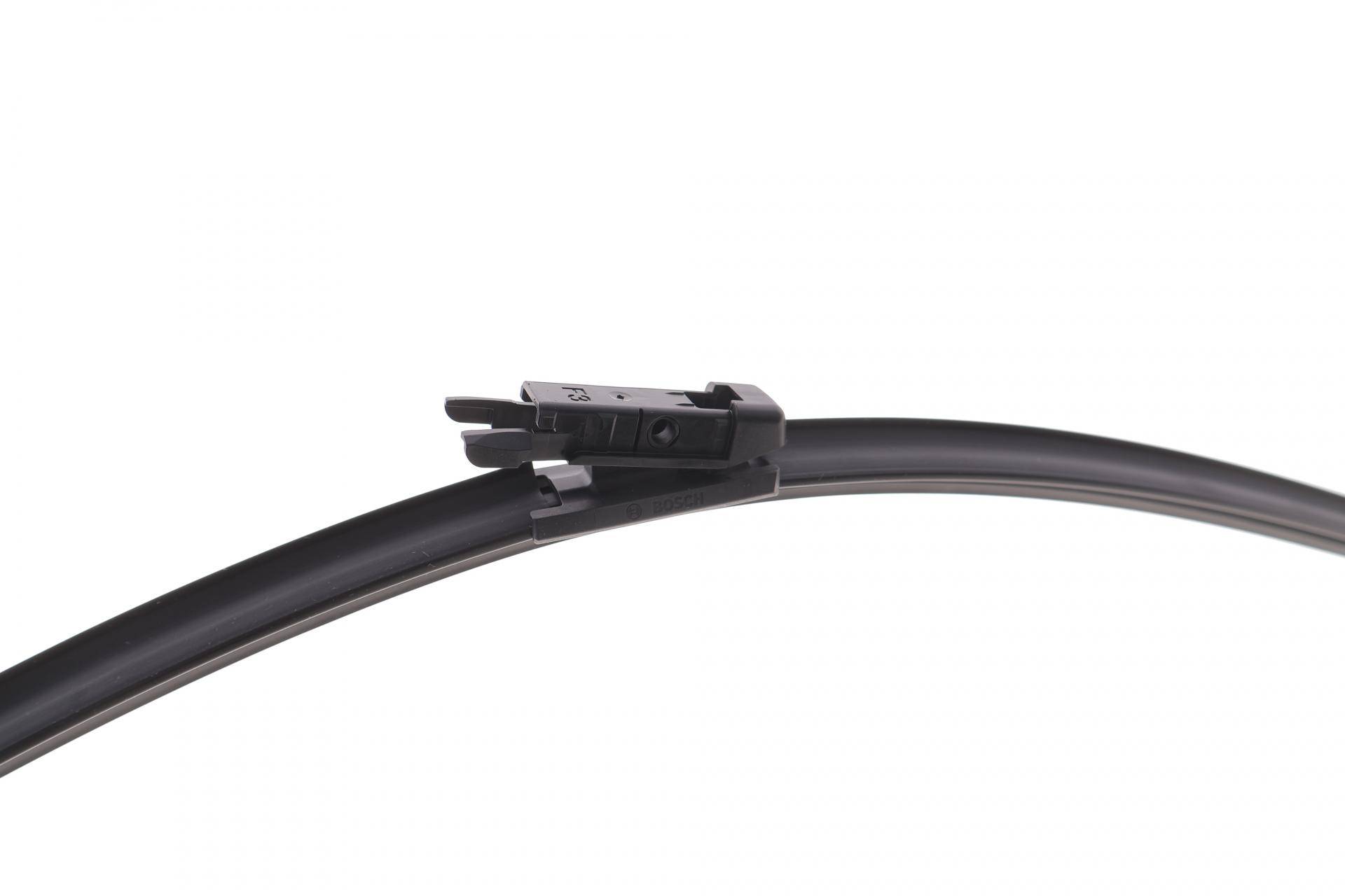 Щітки склоочисника (700/700мм) Ford Kuga 13- (безкаркасна)