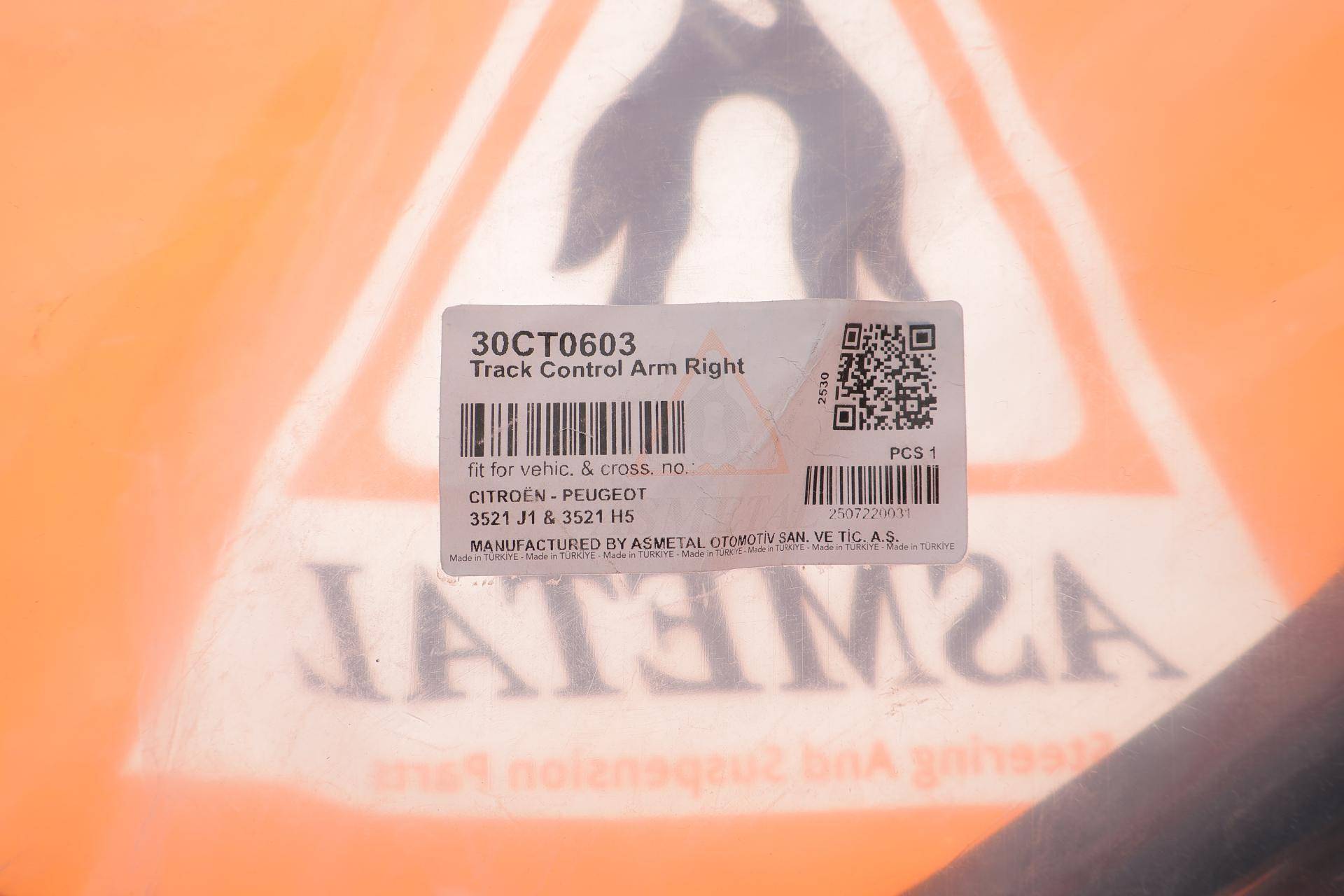 Важіль підвіски (передній/знизу) (R) Citroen C3 02-