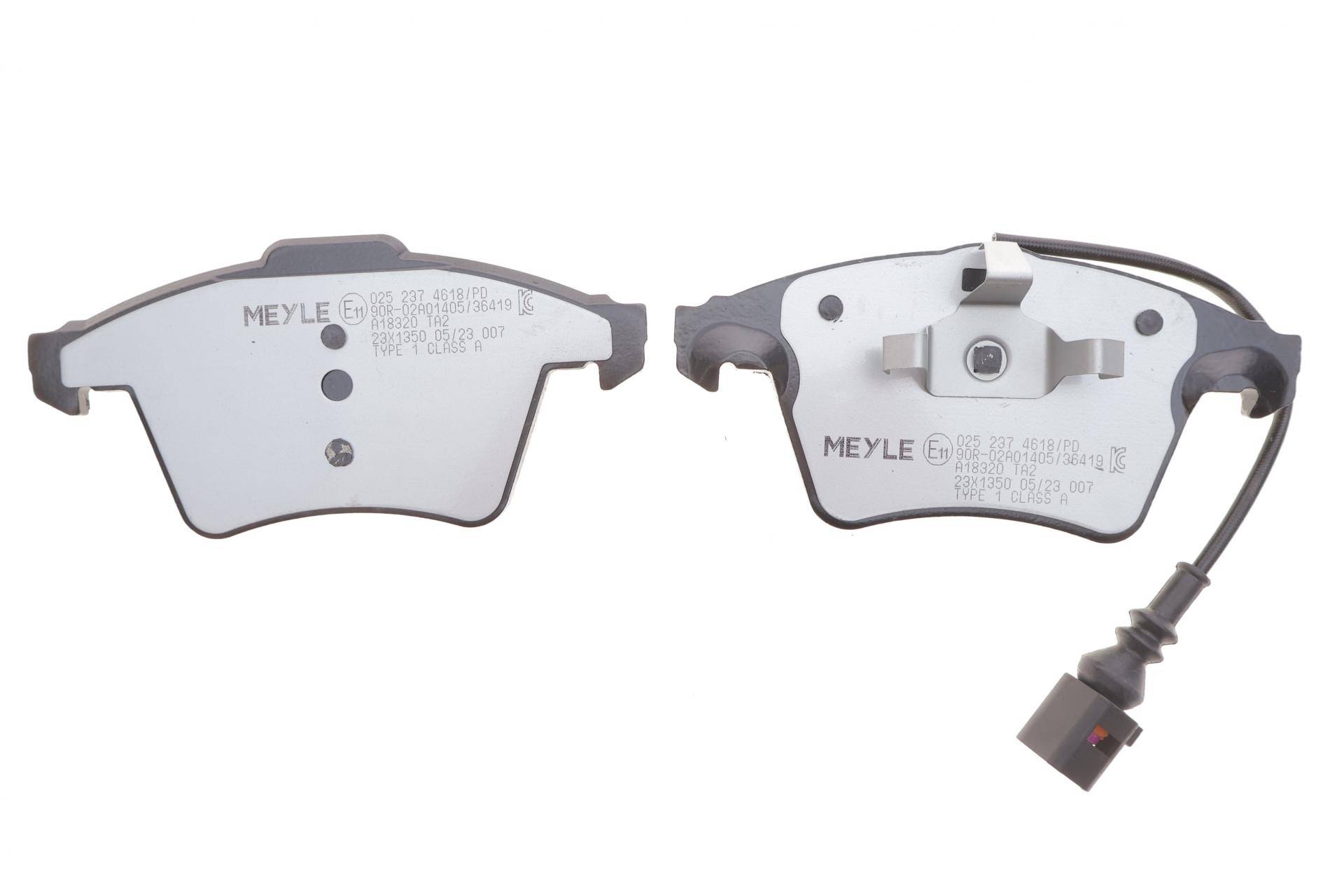 Колодки гальмівні (передні) VW T5 03- (Platinum)