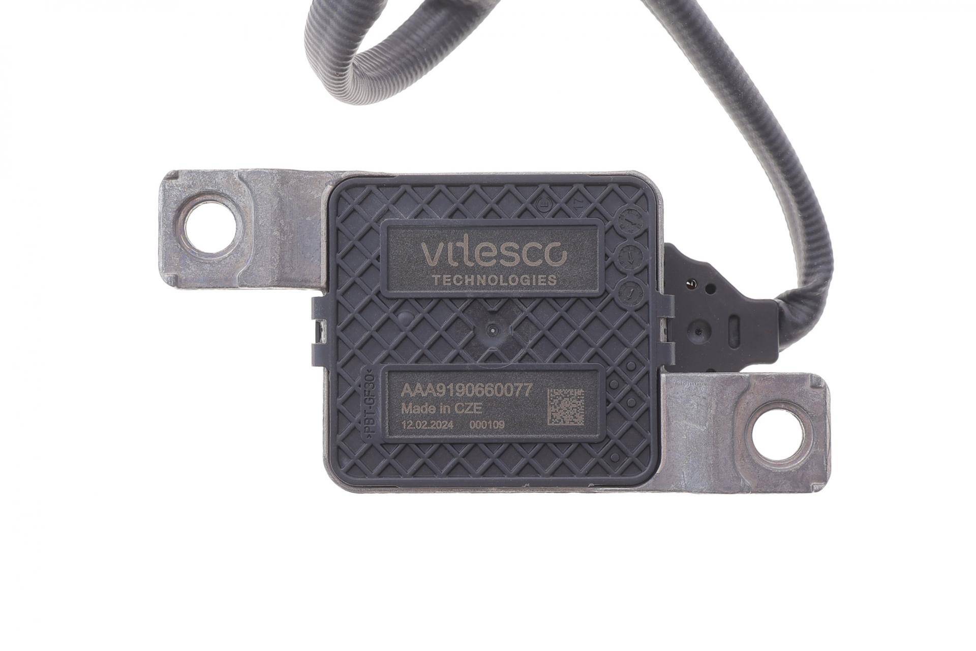 Датчик оксидів азоту (NOx) Audi A4/A5/Q5 15-