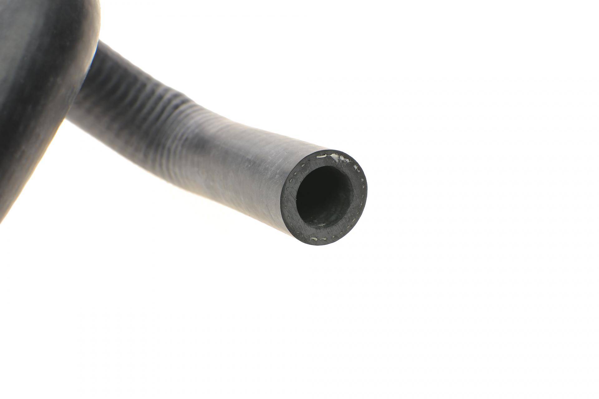 Патрубок радіатора пічки Ford Connect 1.8Di/TDCi 02-