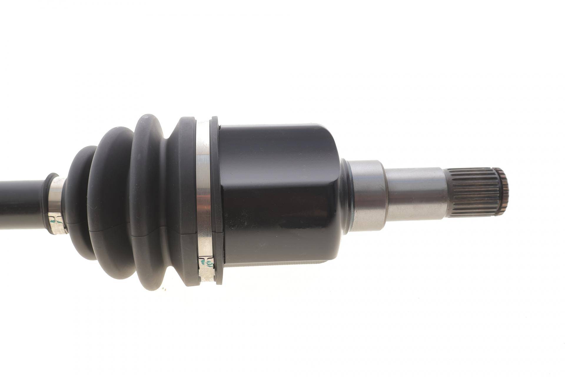 Піввісь (передня) Ford Focus/Volvo S40/V50 04-12 (L) (36x26x582mm)