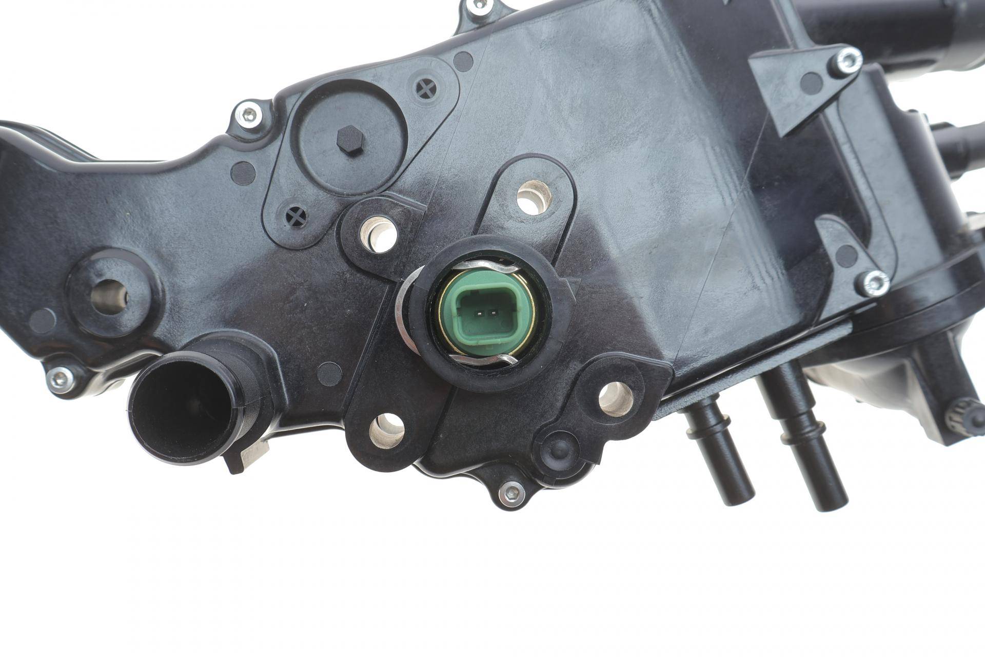 Корпус термостата Citroen Berlingo/Peugeot Partner 2.0HDi 99-11