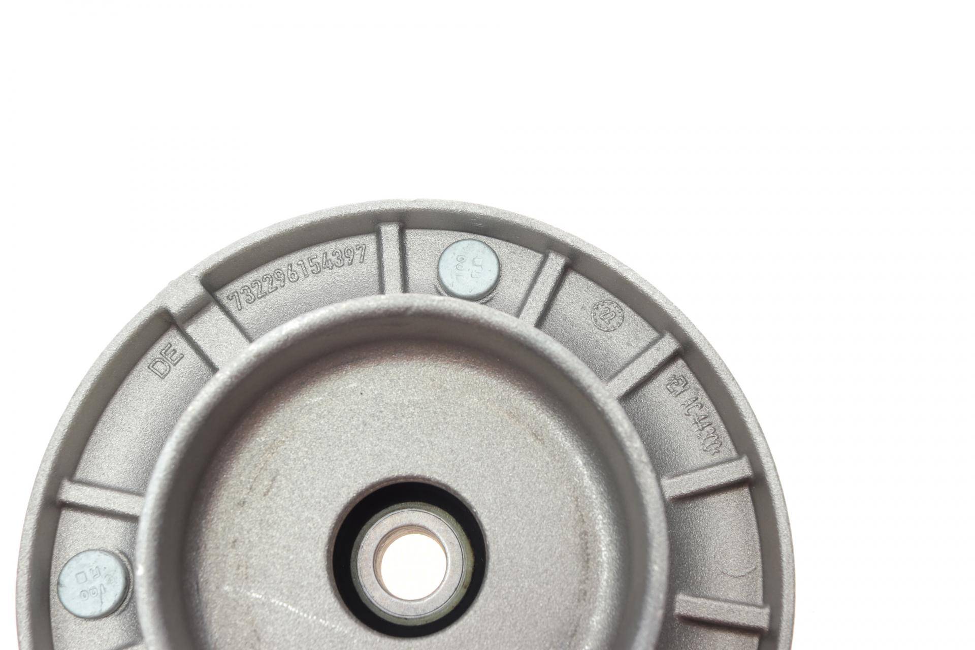 Подушка амортизатора (заднього) BMW 5 (F10/F18) 2.0D/3.0 10-