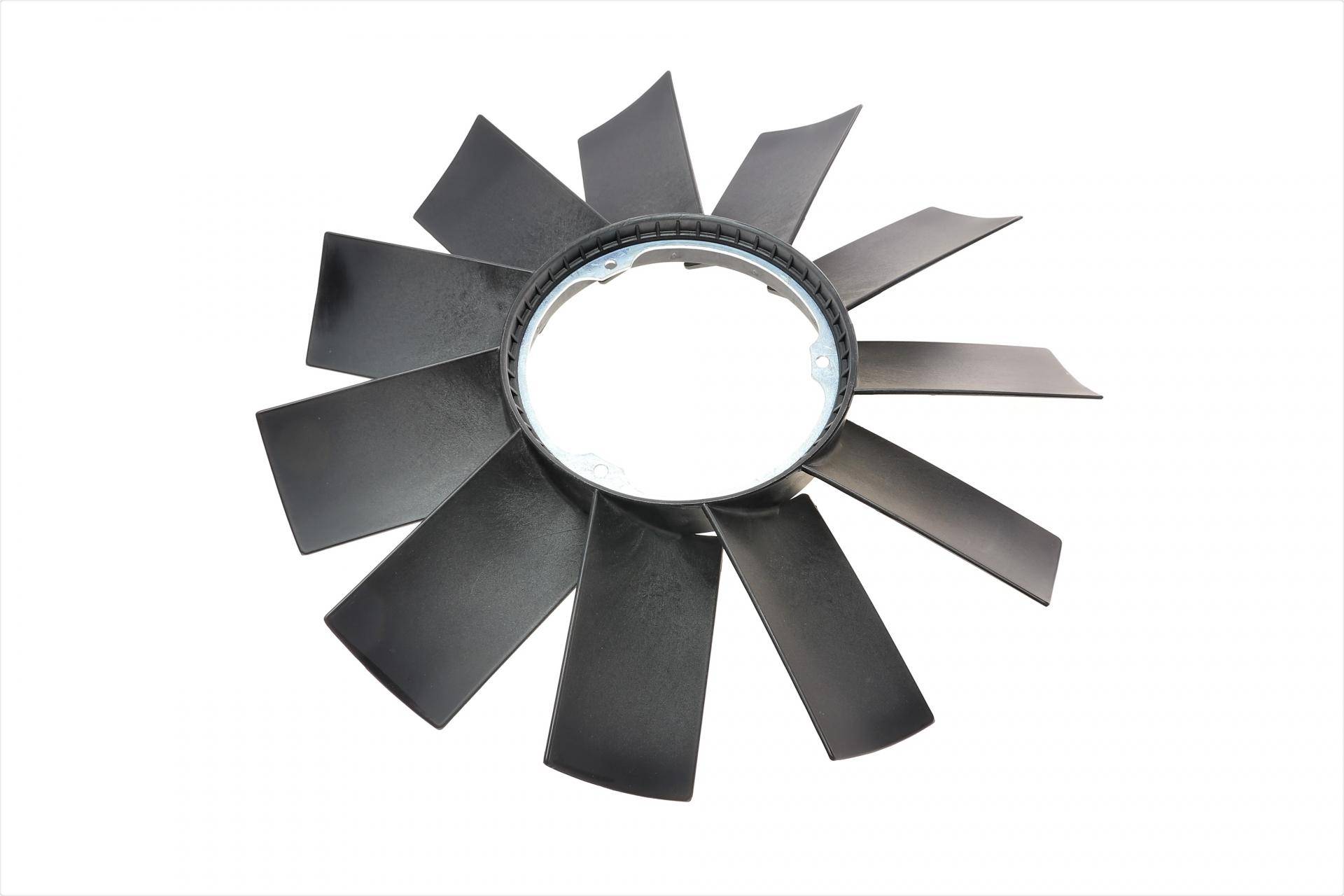 Крильчатка вентилятора BMW 3 (E36/E46)/5 (E34/E39) 2.0-3.5i 86-07 (11 лопастей)