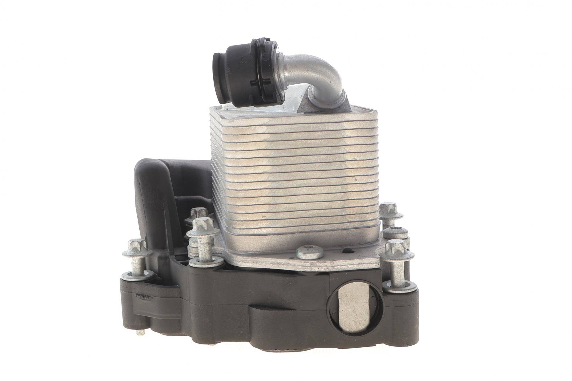 Радіатор масляний BMW X1 (F48)/X2 (F39) 15-23 B38/B46/B48 (з корпусом масляного фільтра)