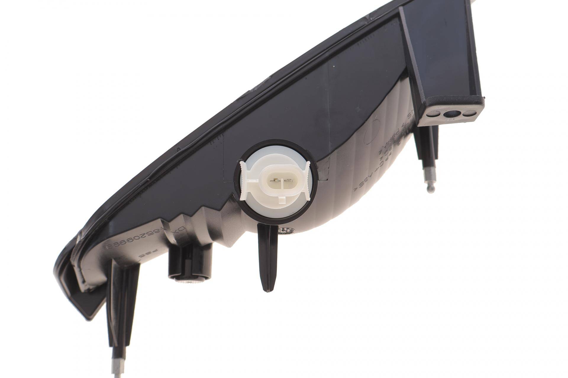 Повторювач повороту в бампер Iveco Daily 14- (R)