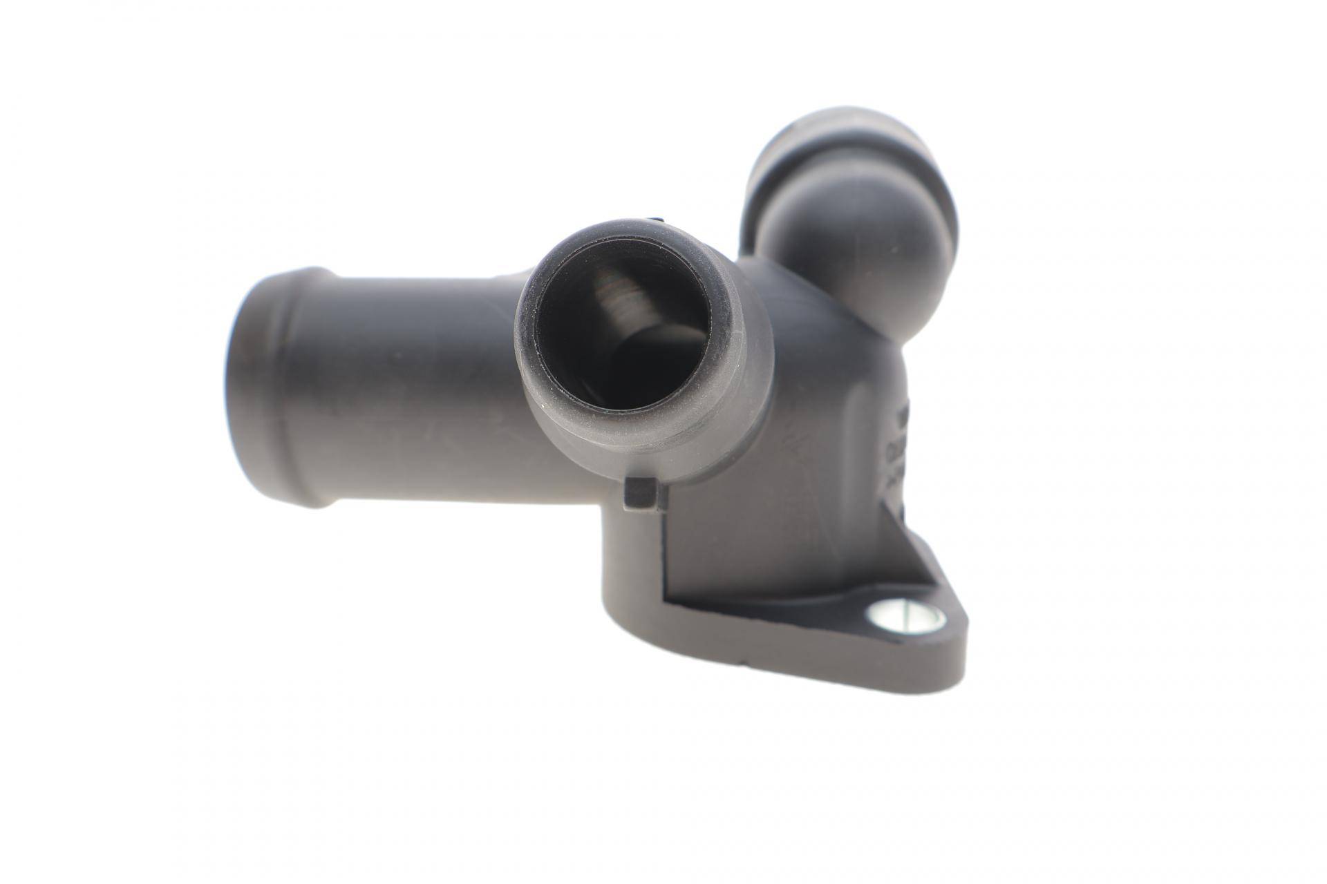 Фланець системи охолодження Audi A4/VW Passat 2.0 01-05