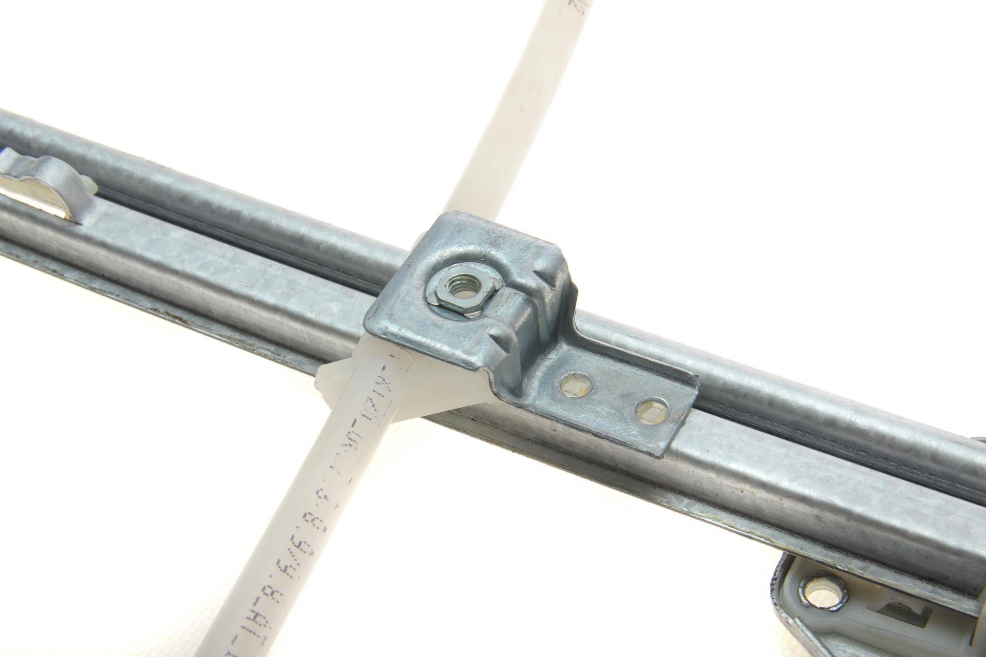 Склопідіймач (передній) Renault Master/Opel Moveno 98- (L) (ручної)