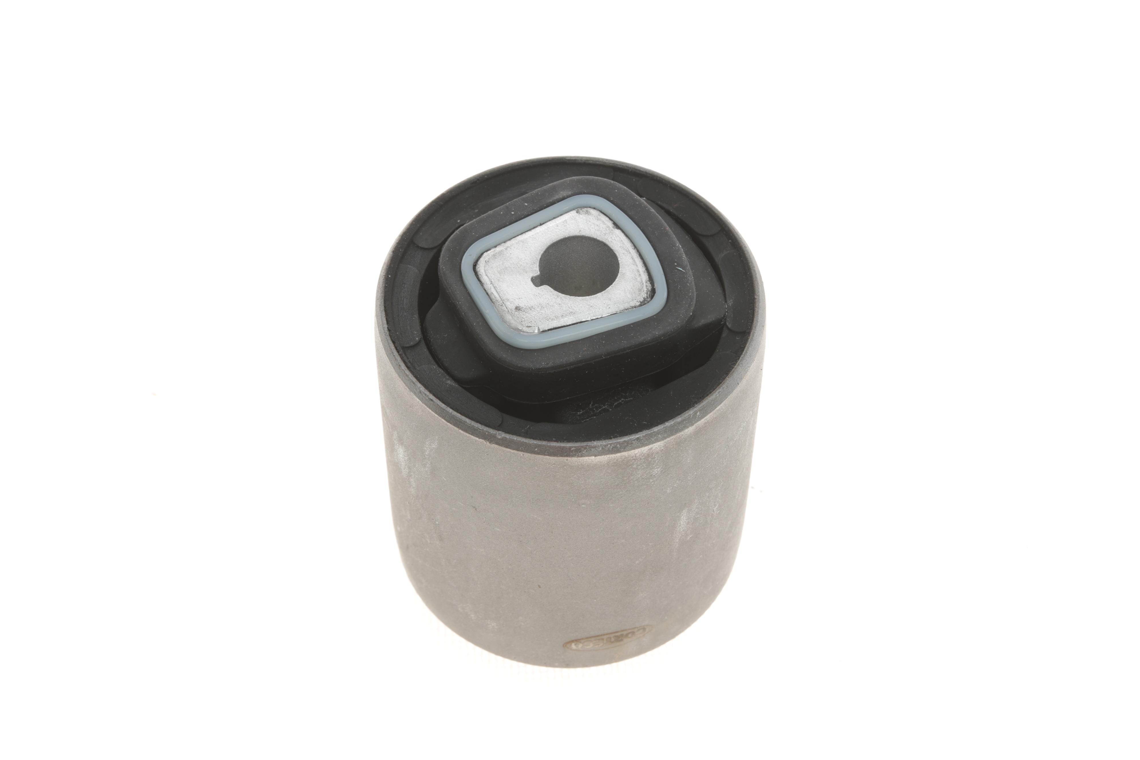 Сайлентблок важеля (переднього/знизу/ззаду) BMW 5 (F07)/ 7 (F01/F02/F03/F04) 08-17 N54/N55/N57/N63/N