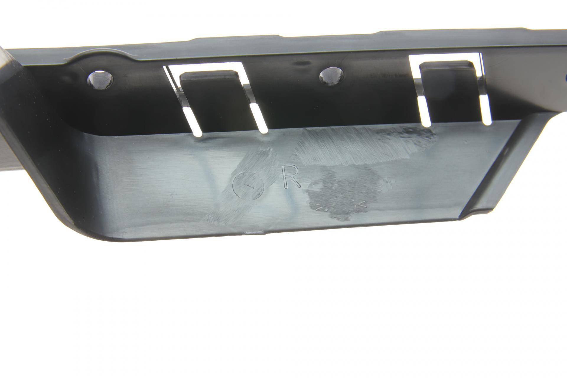 Кронштейн кріплення бампера (переднього/R) BMW 5 (E60) 03-09