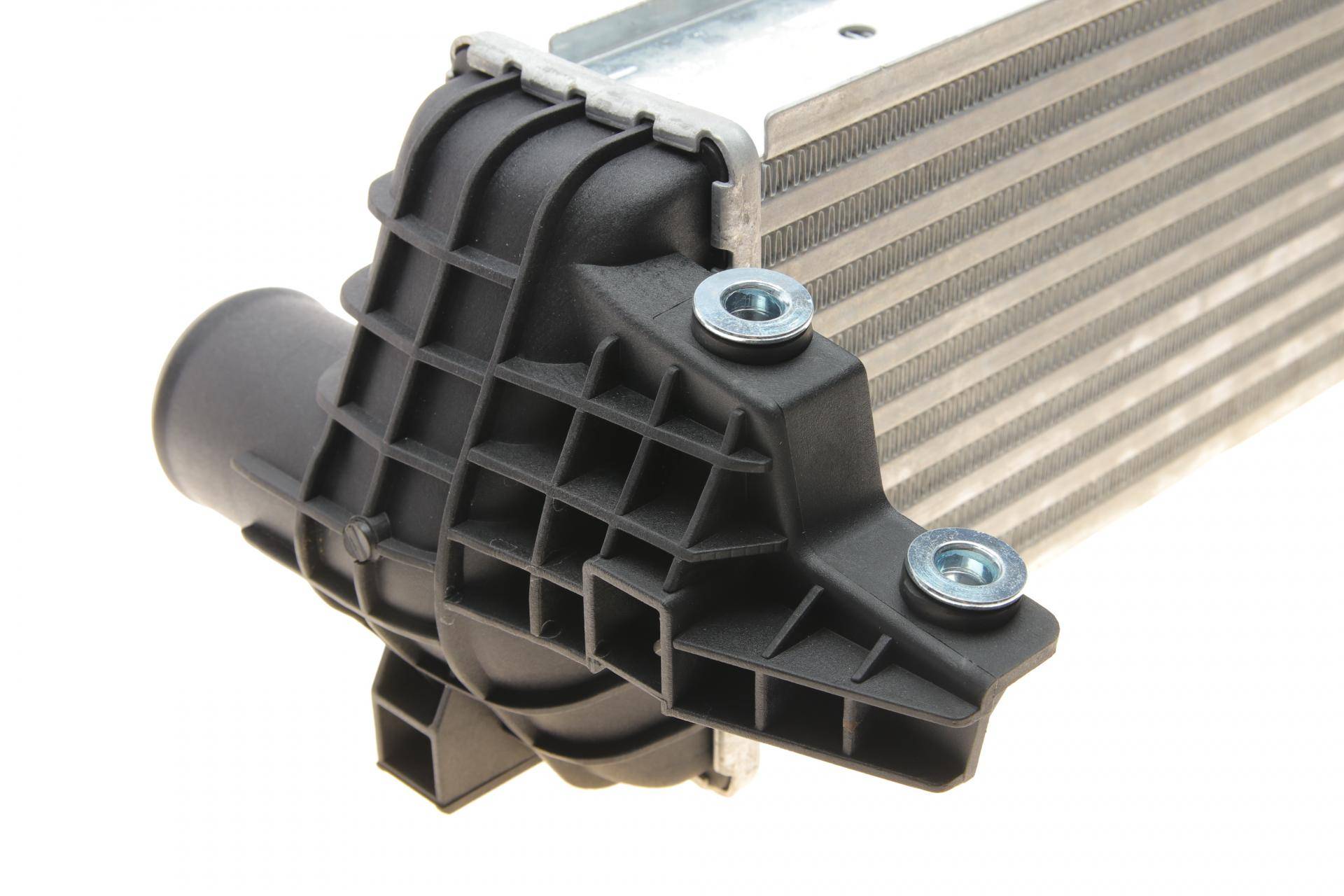 Радіатор інтеркулера Ford Transit 1.8 TDCi/DI 02-13