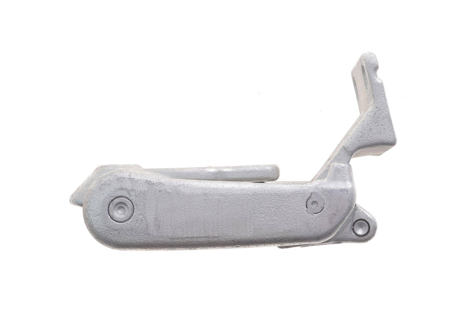 Петля дверей (задніх/нижня/R) MB Sprinter (W907/W910) 18-