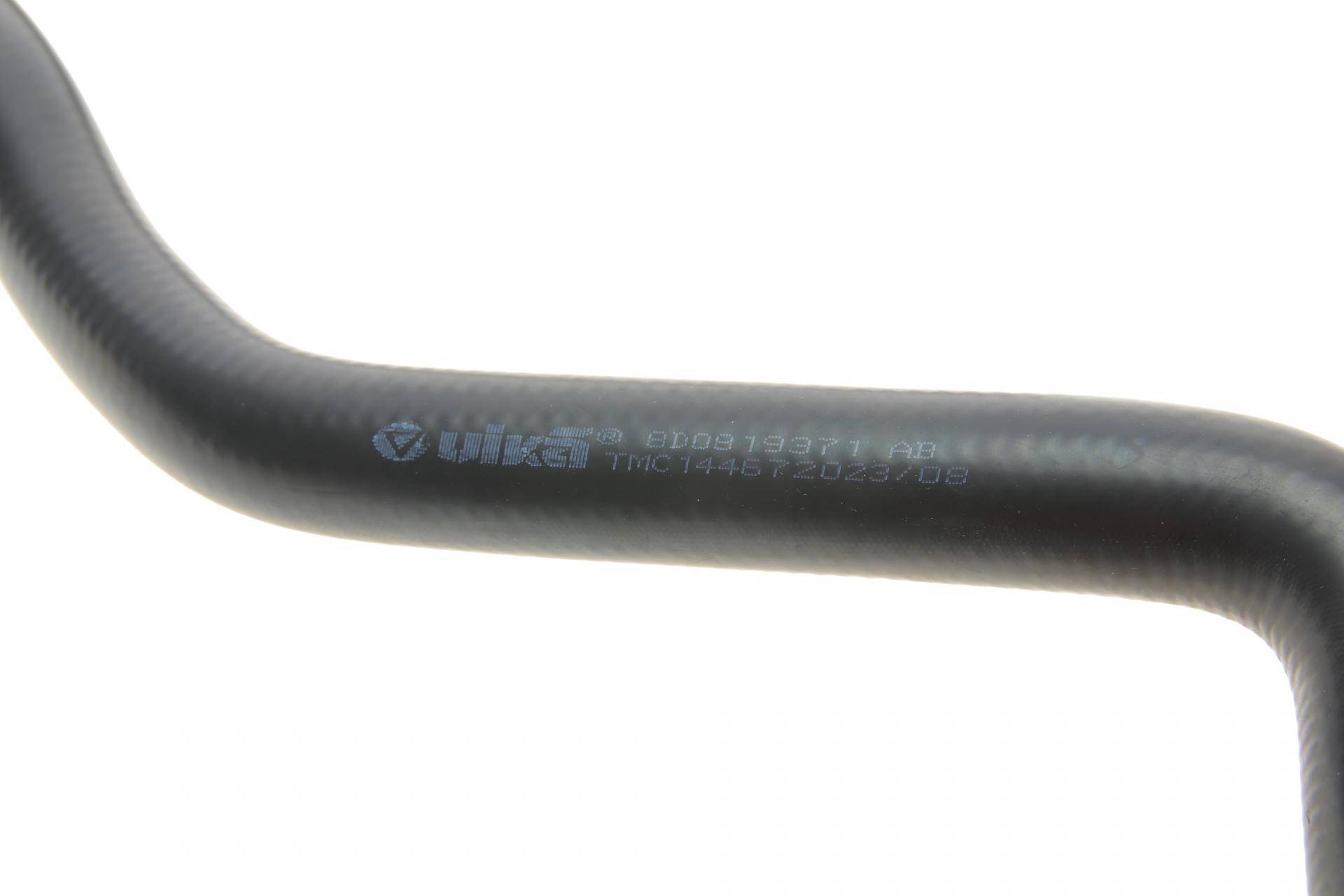 Патрубок радіатора Audi A4/Skoda Superb/VW Passat 94-08