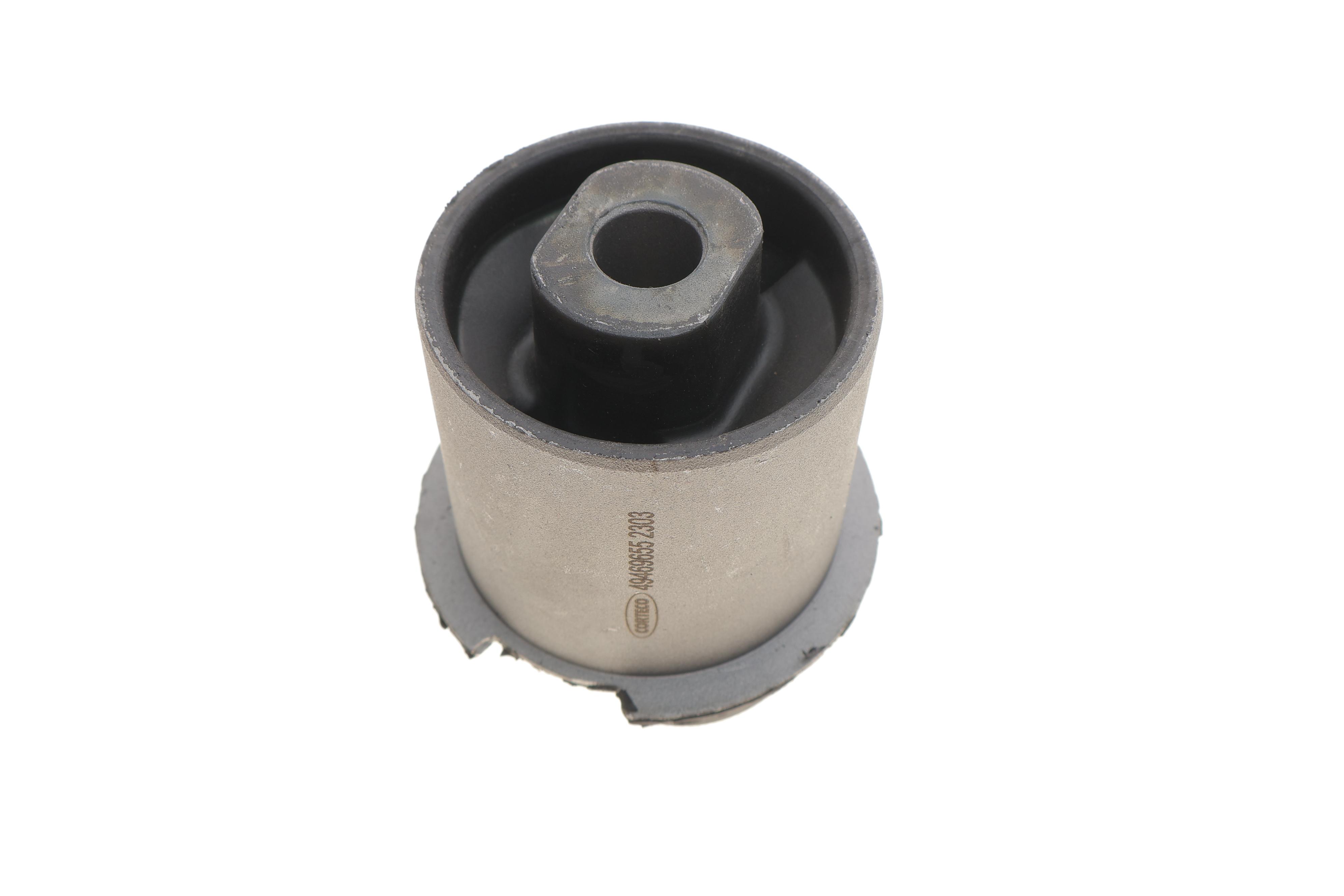 Сайлентблок важеля (переднього/знизу/ззаду) Land Rover Discovery 05-18