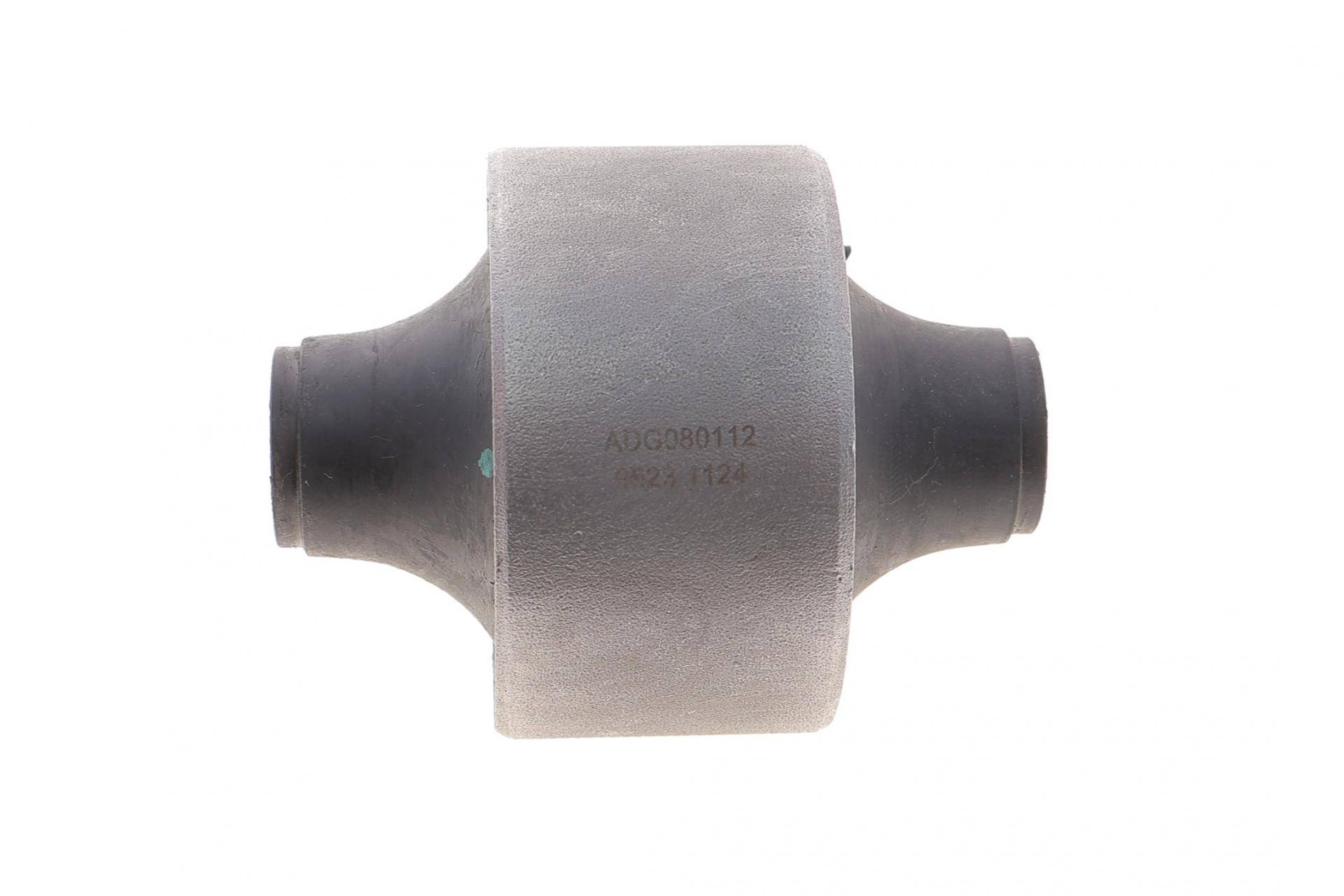 Сайлентблок важеля (переднього) Hyundai Trajet 01-08