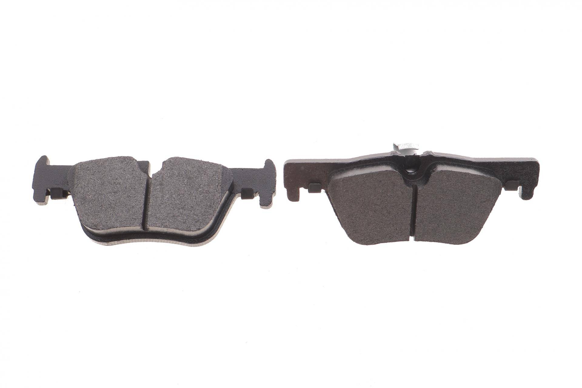 Колодки гальмівні (задні) BMW 3 (F30/F31/F34)/4 (F36) 11-