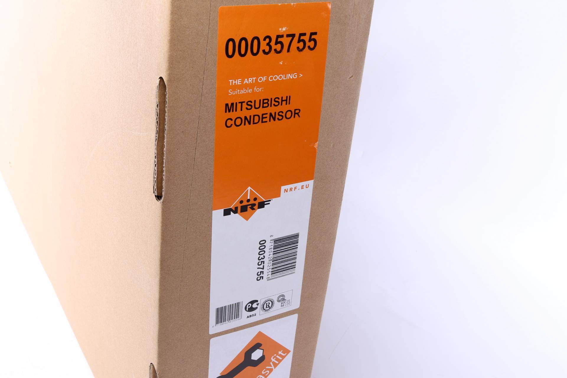 Радіатор кондиціонера (з осушувачем) Mitsubishi Outlander 2.0/2.4 02-06