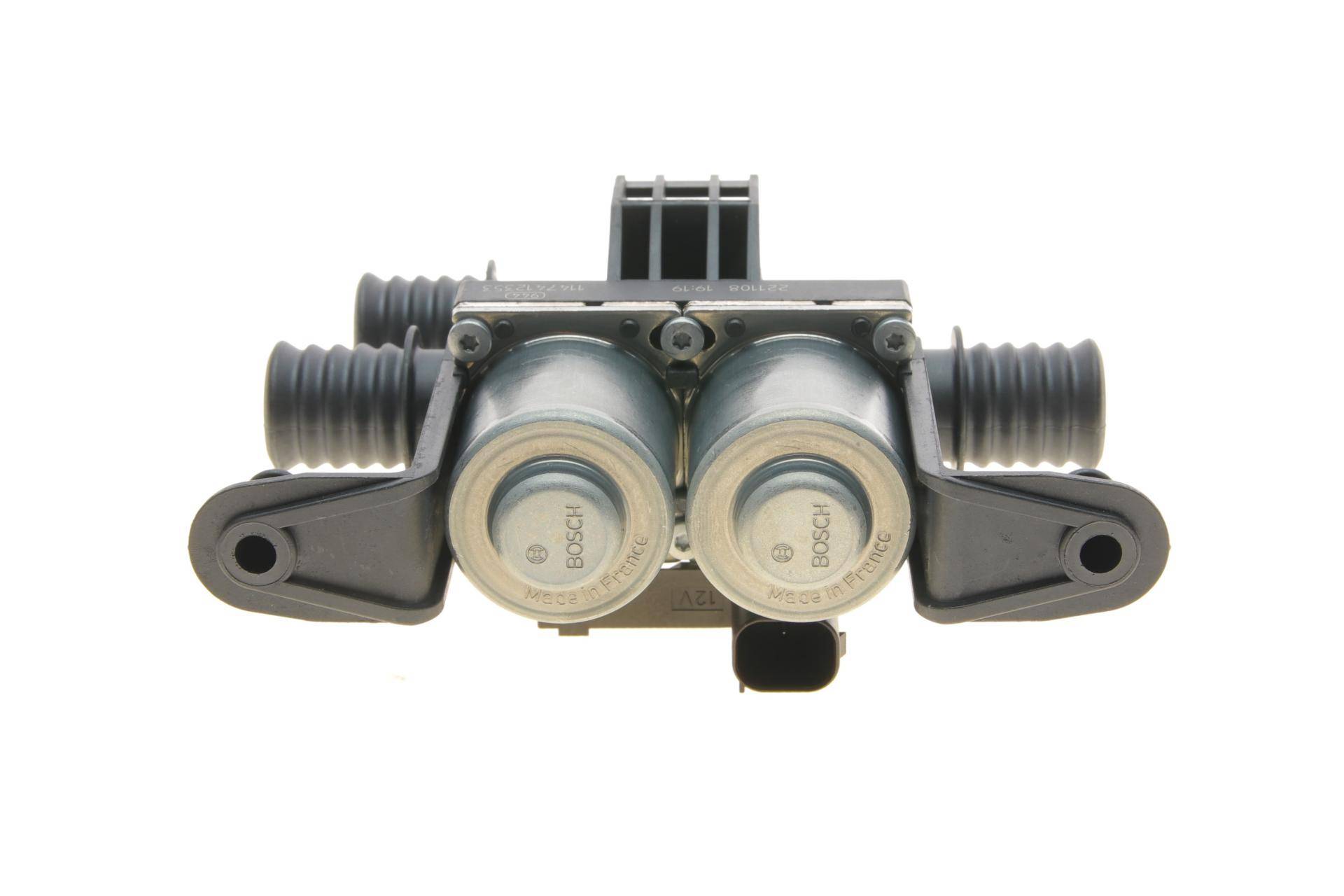 Кран пічки BMW 5 (E60)/6 (E63)/7 (E66) 2.0-6.0 01-10 M47/M54/M57/N46/N47/N52/N53/N54/N62/N74