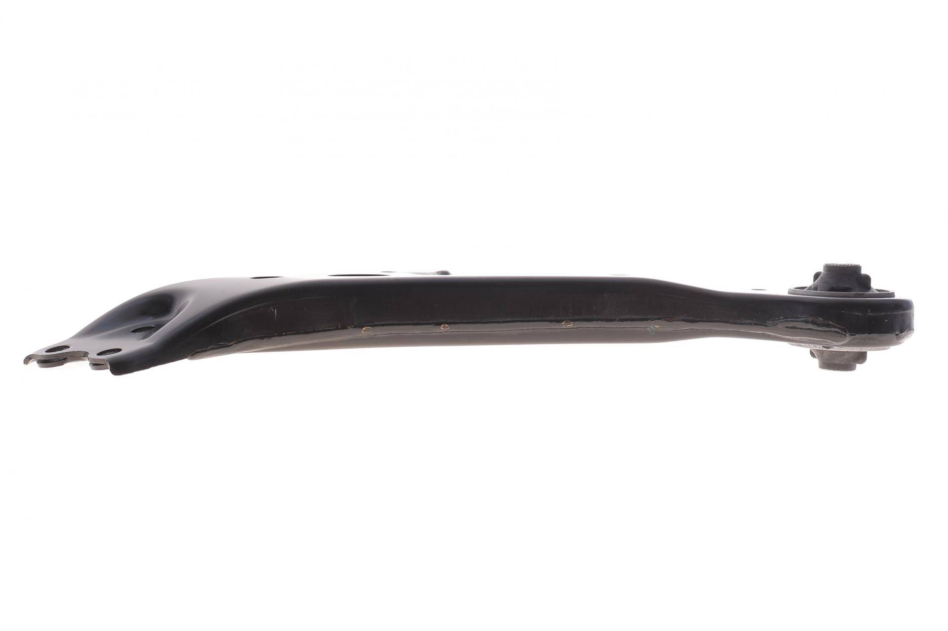 Важіль підвіски (передній/знизу) (L) Toyota Camry 11- (без кульової)