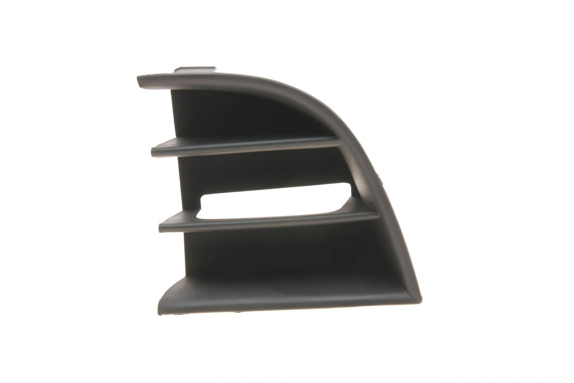 Вставка бампера (під протитуманку) Skoda Octavia 04-13 (R)