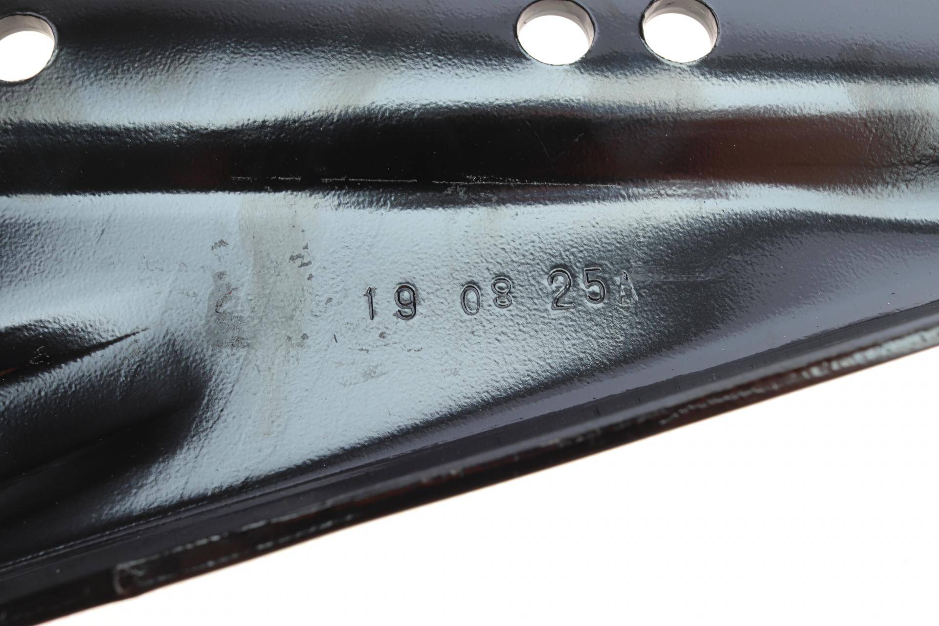 Важіль підвіски (задній) (R) Audi A3/TT/Skoda Octavia/VW Golf/Passat 12- (OE VAG)