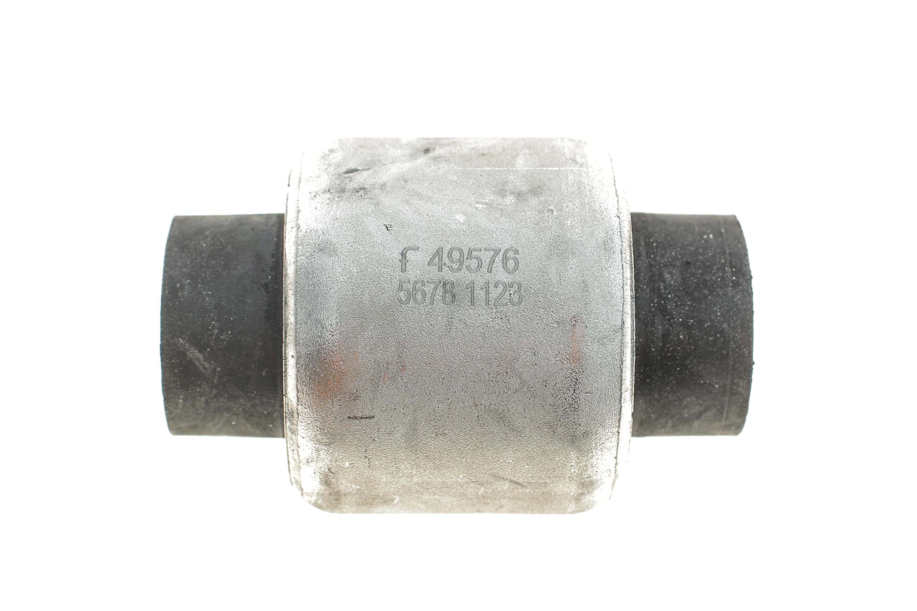 Сайлентблок важеля (переднього/знизу) MB E-class (W212) 09-