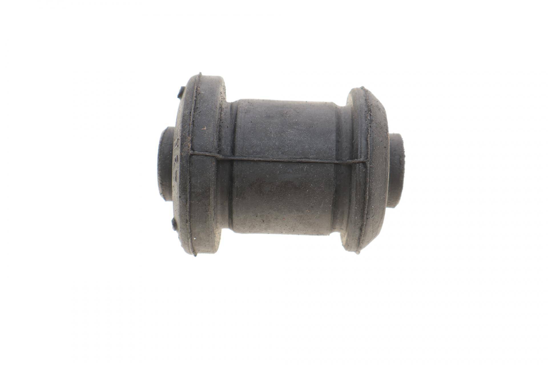 Сайлентблок важеля (переднього/знизу/ззаду) Opel Omega A 1.8-3.6 86-94